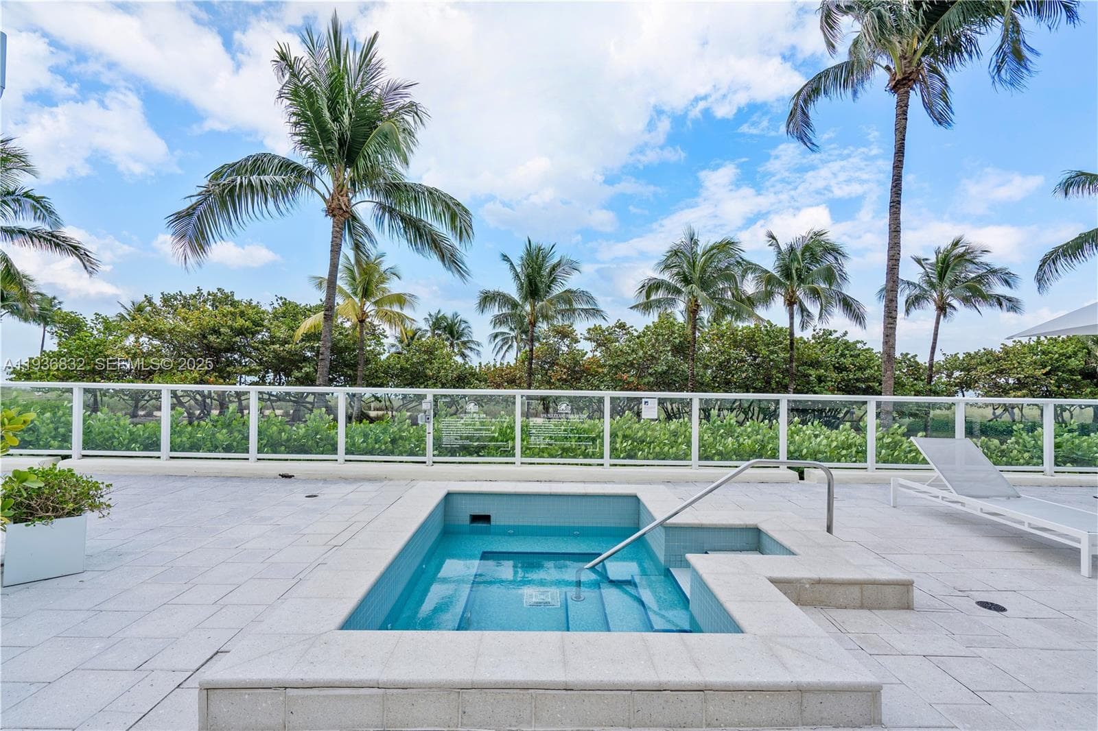 10185 Collins Ave 1204 photo 13