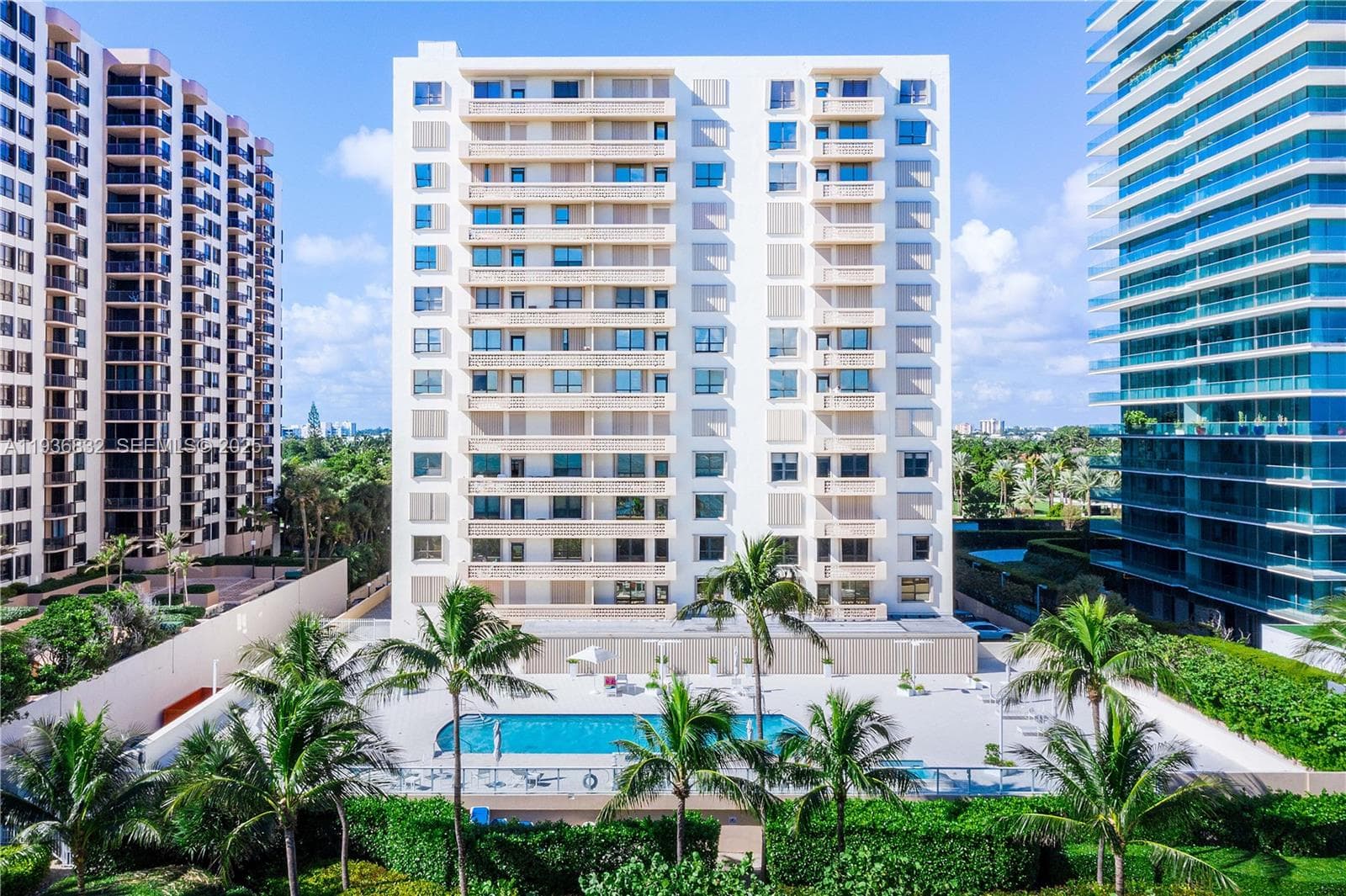 10185 Collins Ave 1204 photo 1