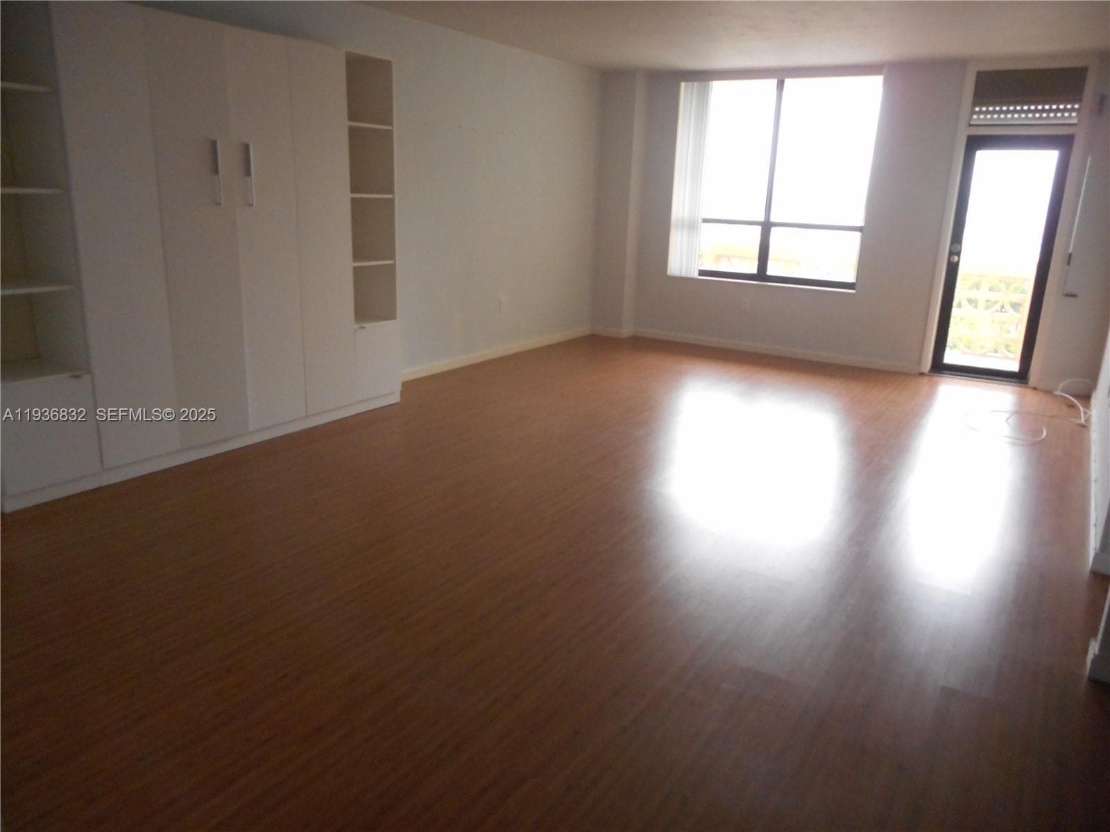 10185 Collins Ave 1204 photo 4