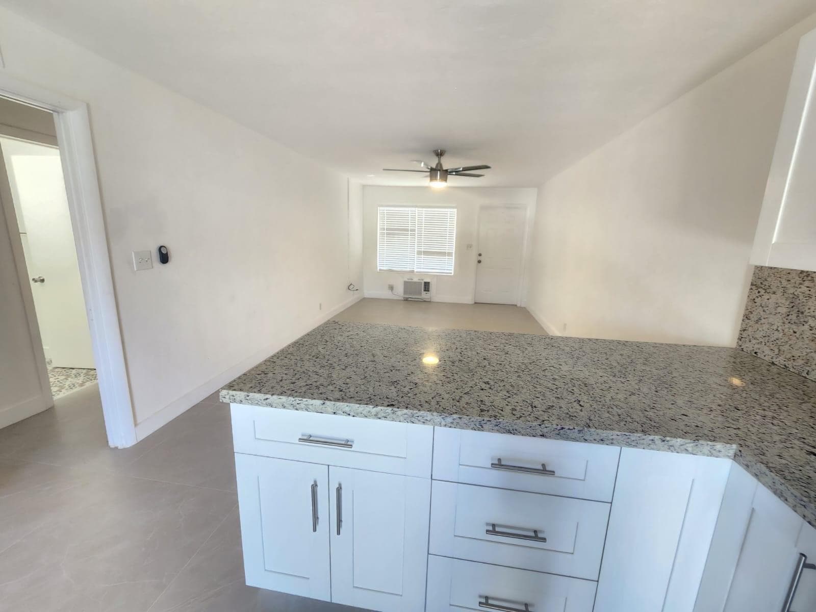 330 Southwind Drive 4 photo 3