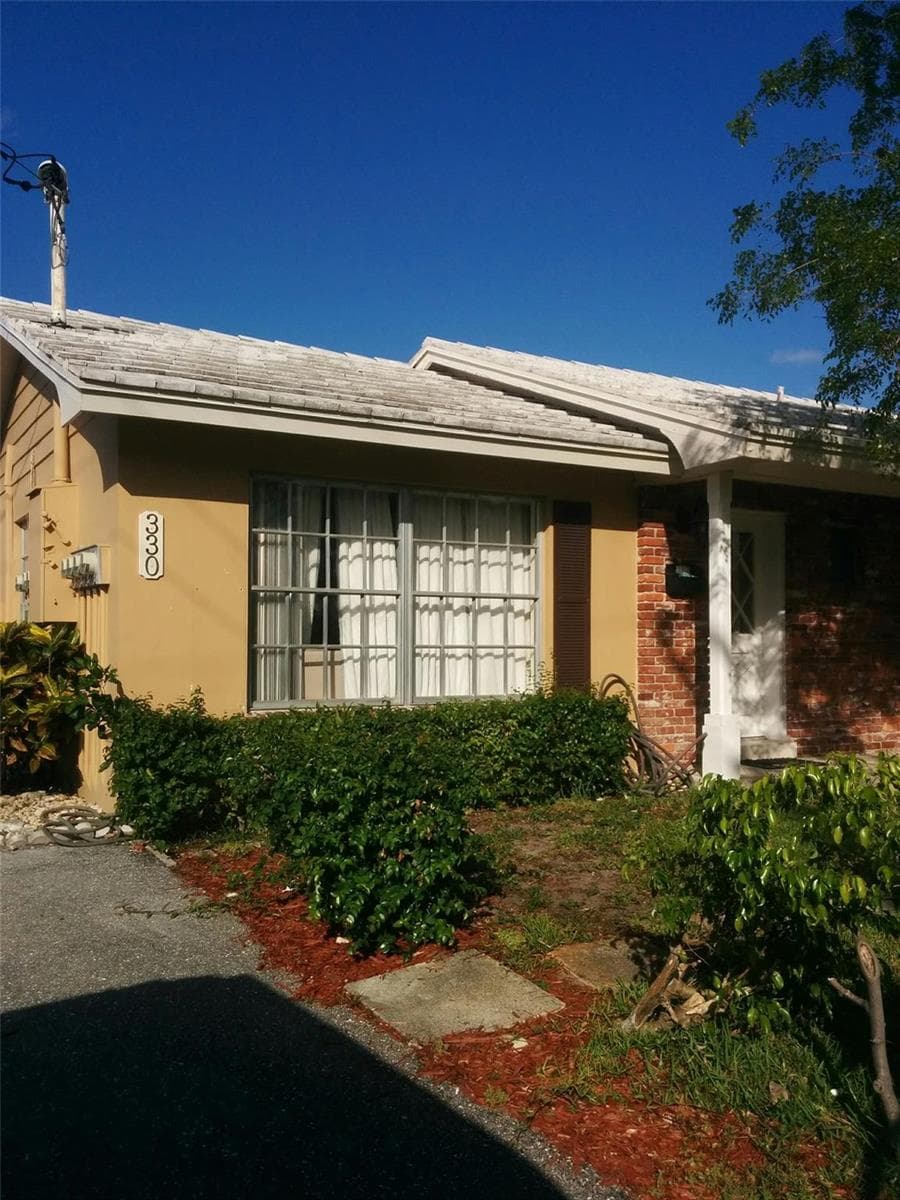 330 Southwind Drive 4 photo 1