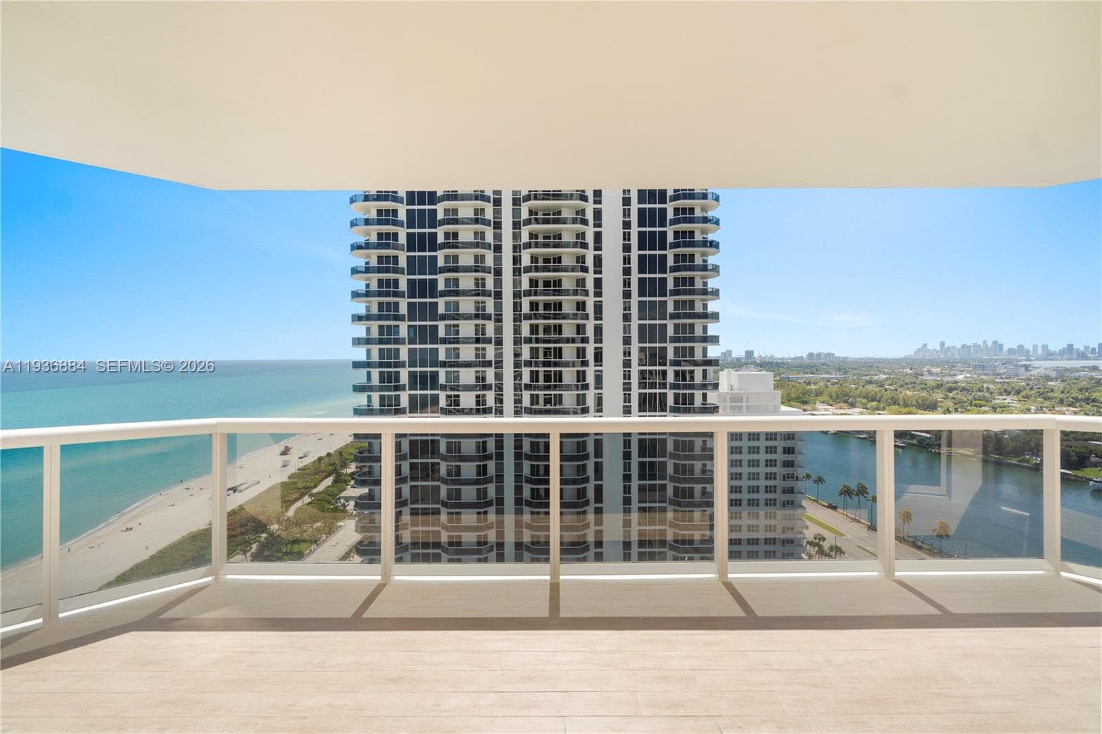 4779 Collins Ave 2204 photo 6