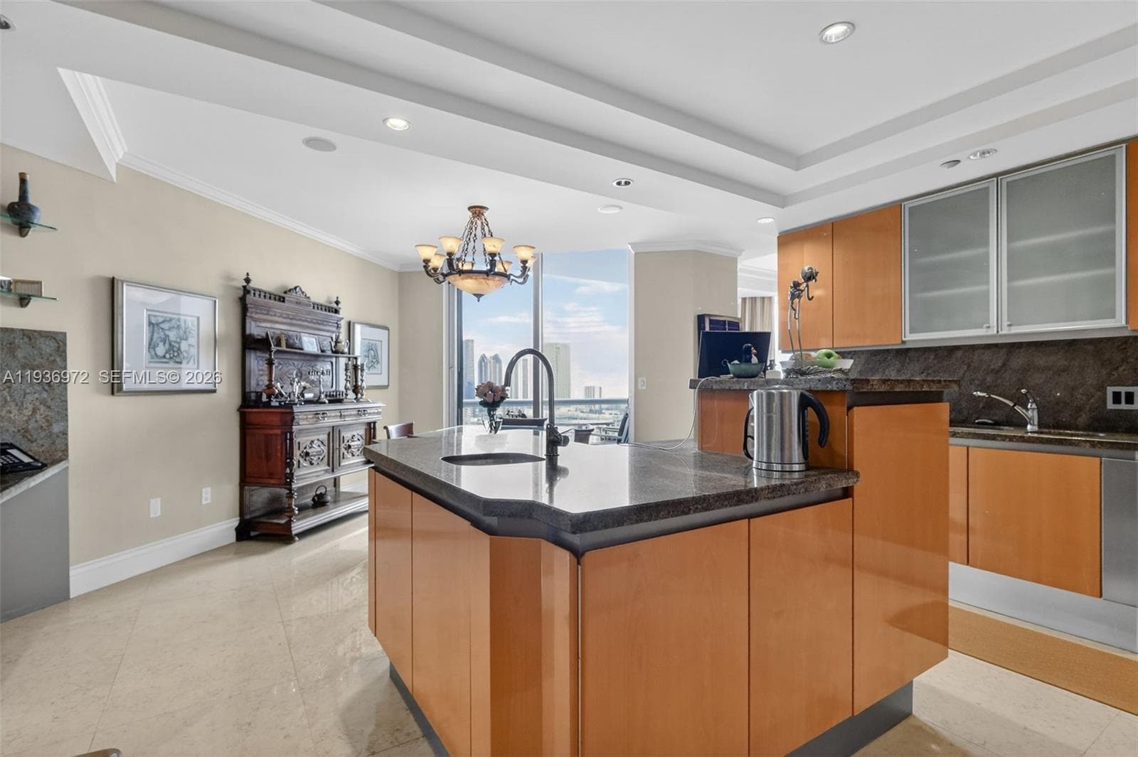 2600 Island Blvd 3006 photo 22