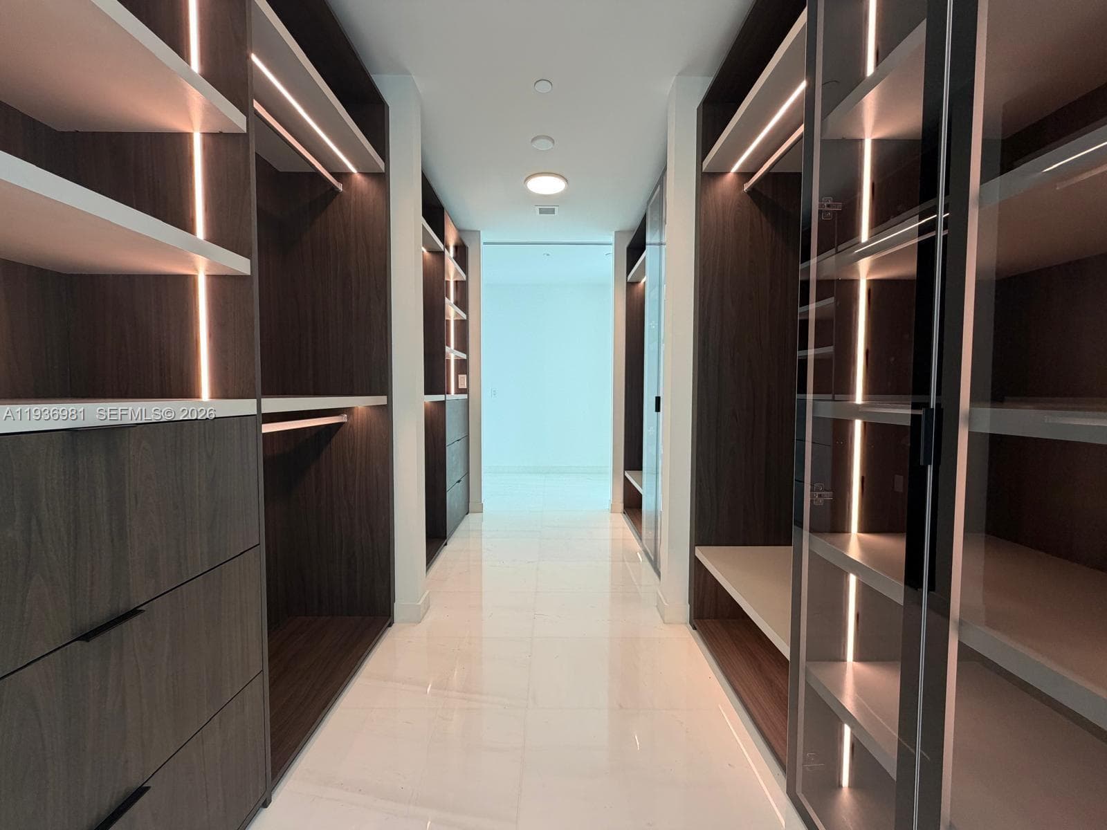 300 Biscayne Blvd Way 3201 photo 12