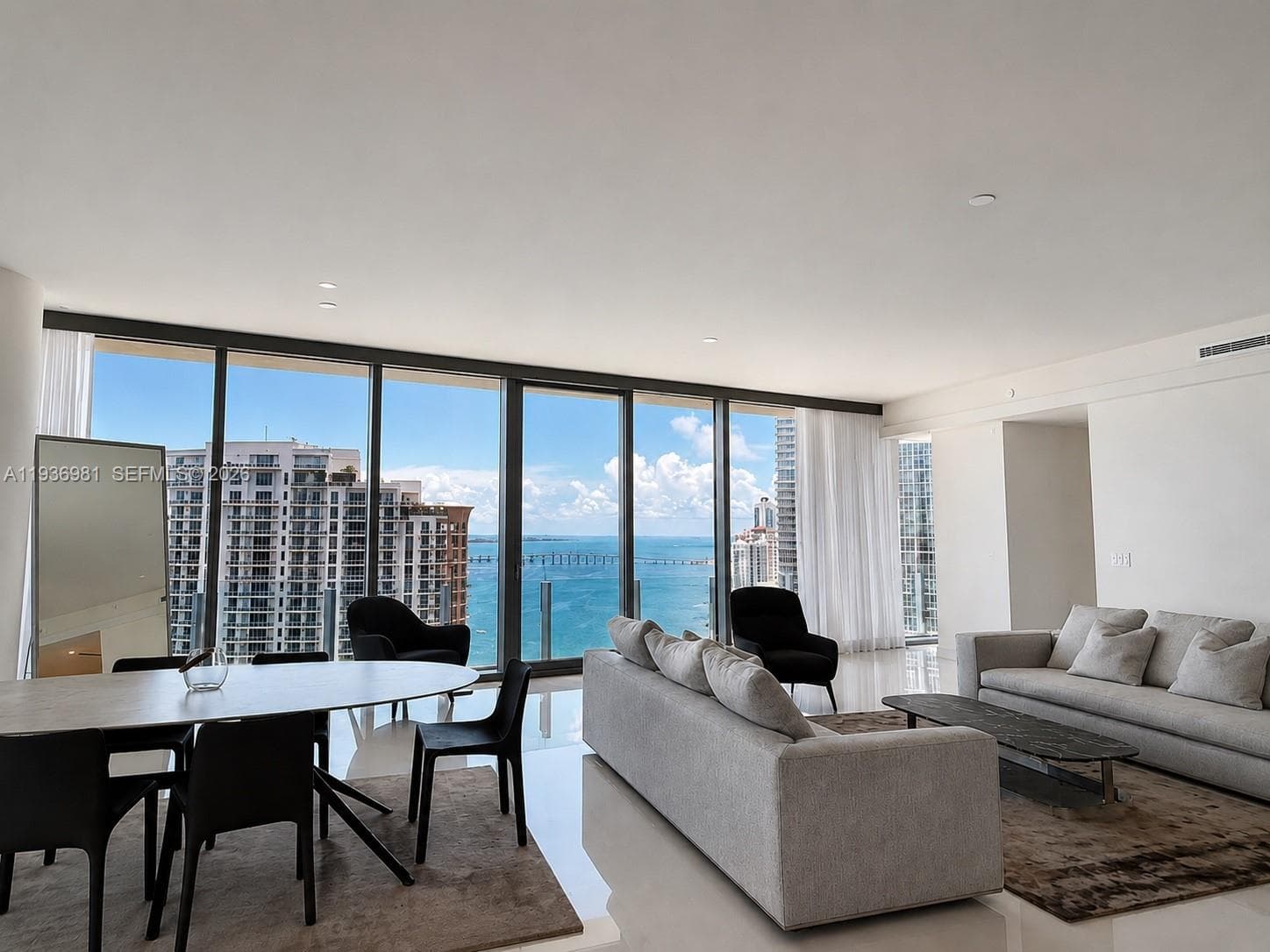 300 Biscayne Blvd Way 3201 photo 3