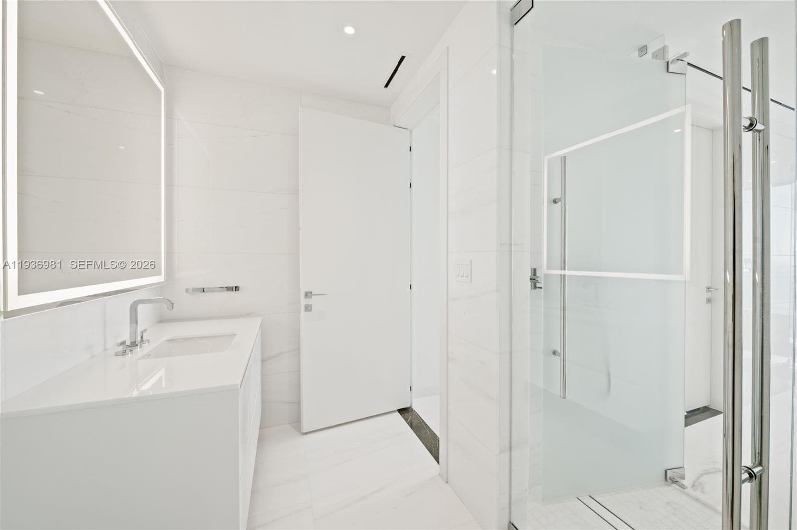 300 Biscayne Blvd Way 3201 photo 15