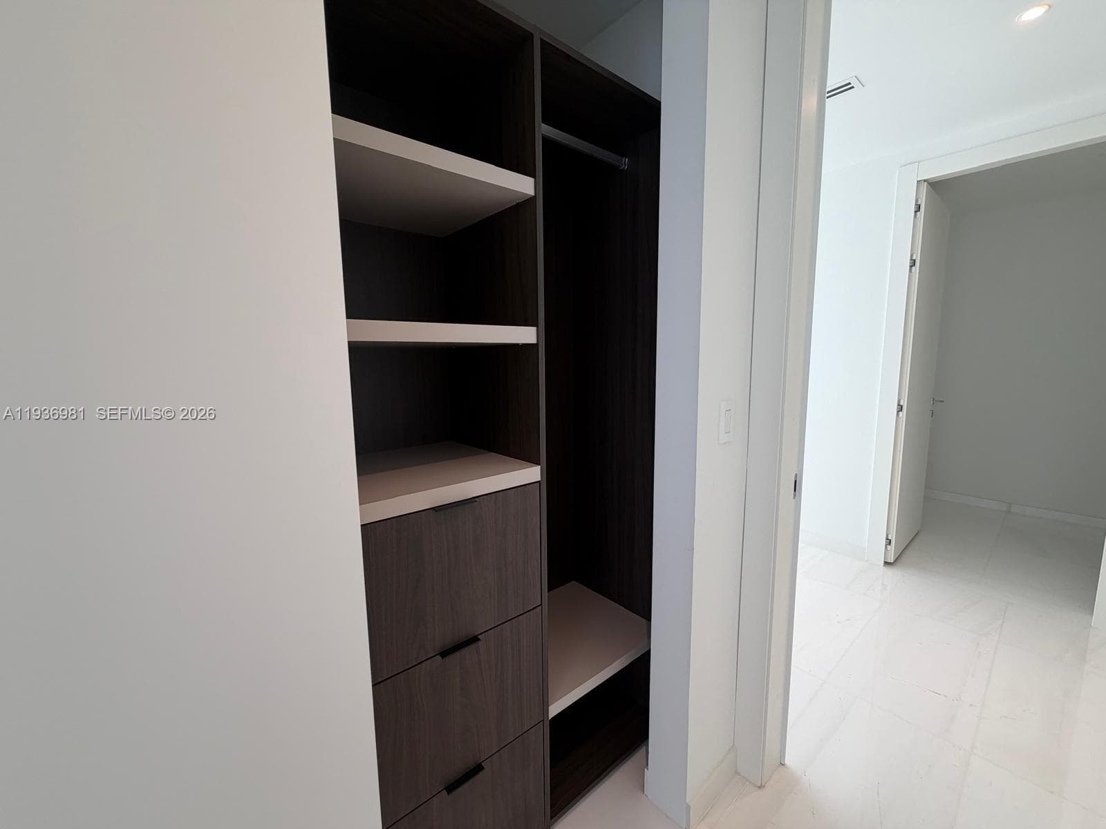 300 Biscayne Blvd Way 3201 photo 19
