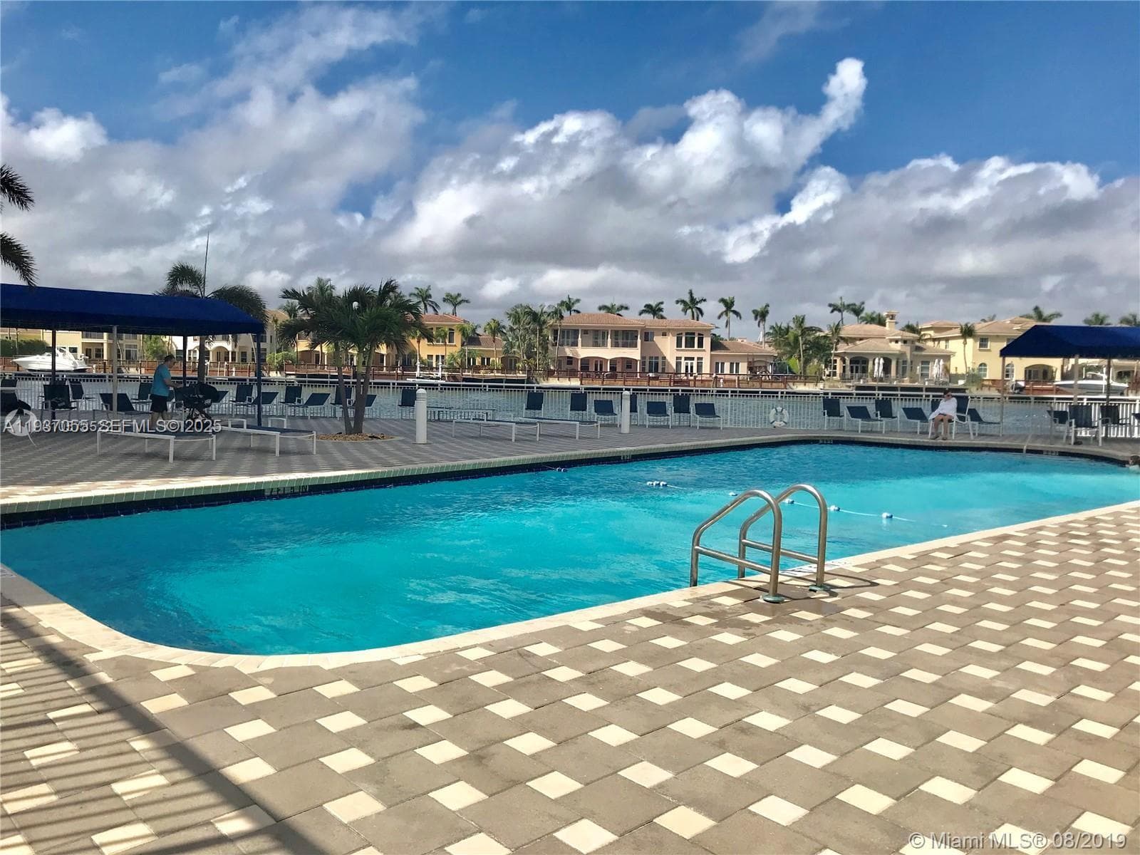 1600 S Ocean Dr 3G photo 23