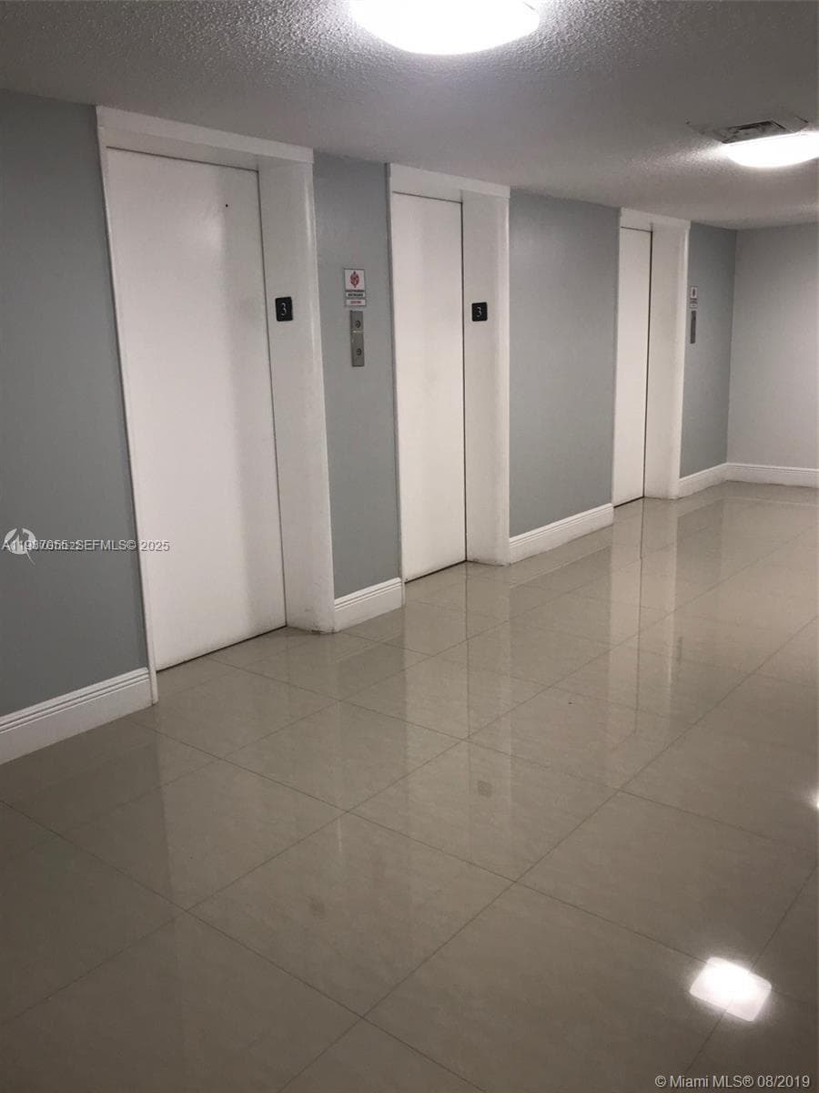 1600 S Ocean Dr 3G photo 17