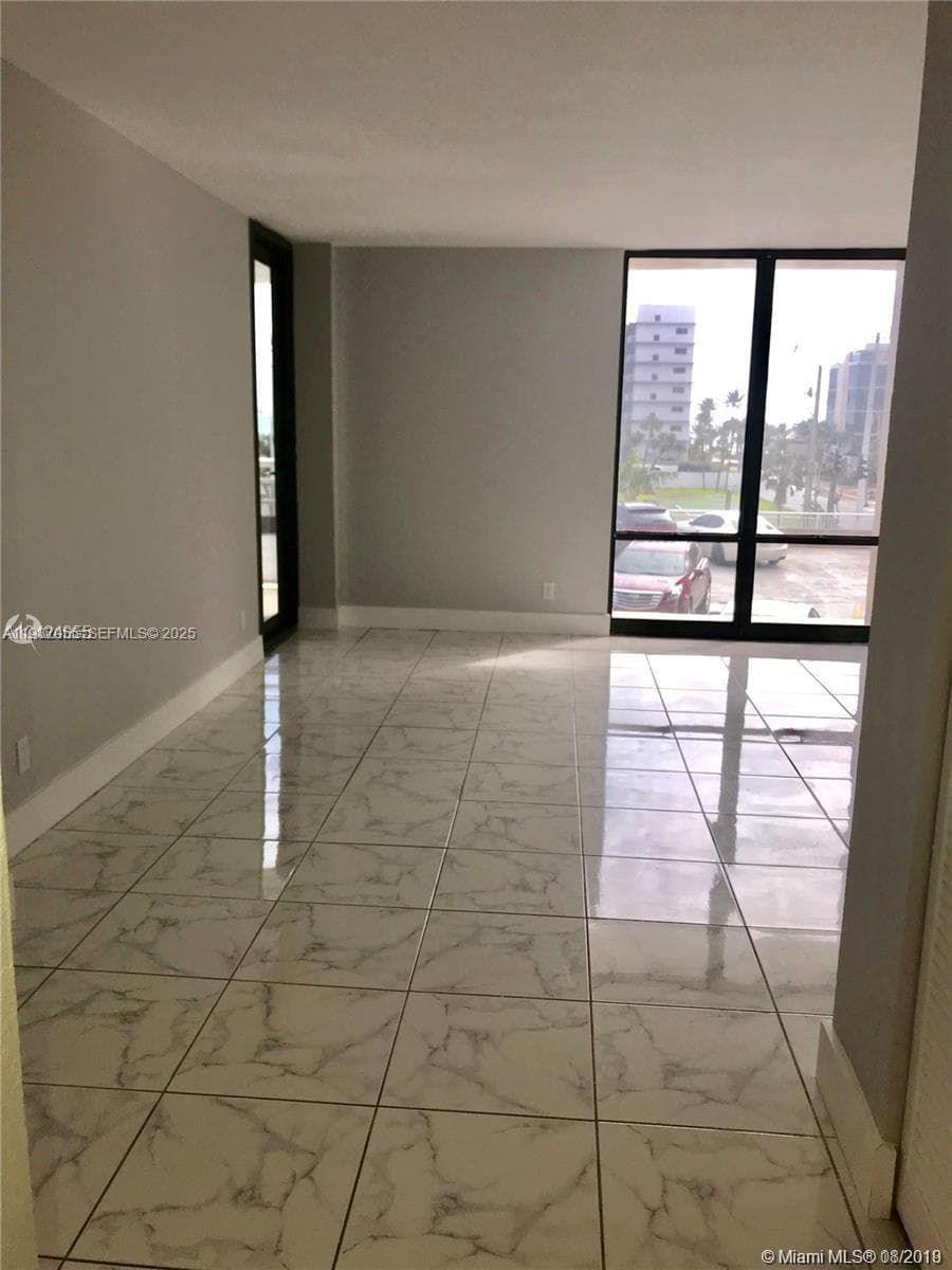 1600 S Ocean Dr 3G photo 8
