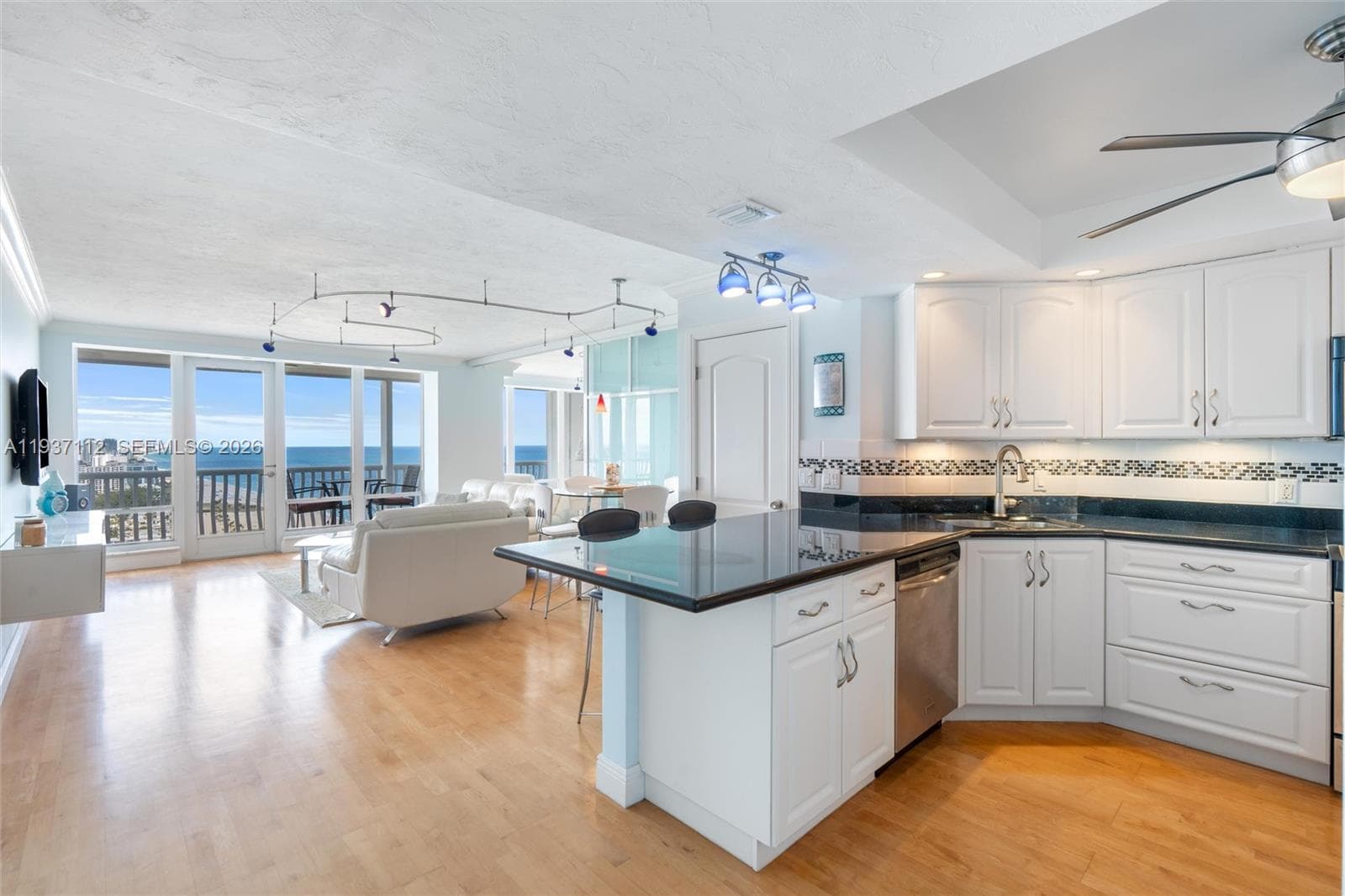 2200 S Ocean Ln 2903 photo 15