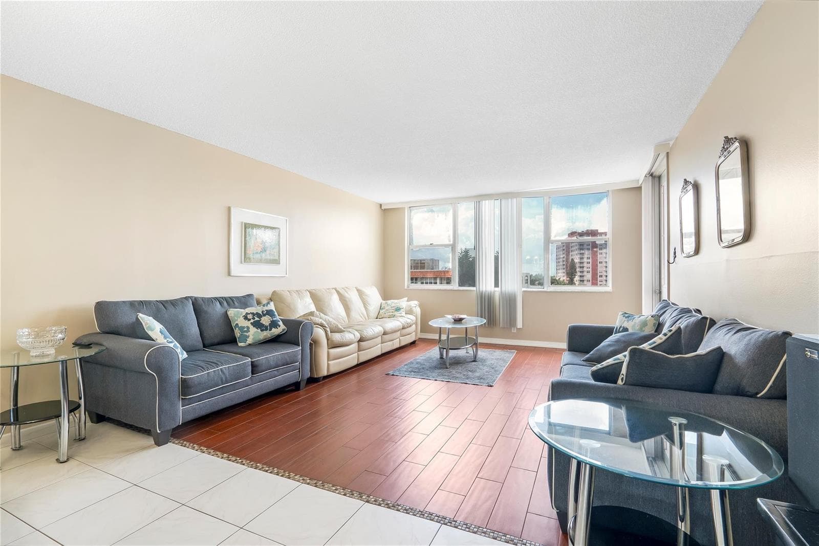 3180 S Ocean Drive 517 photo 6