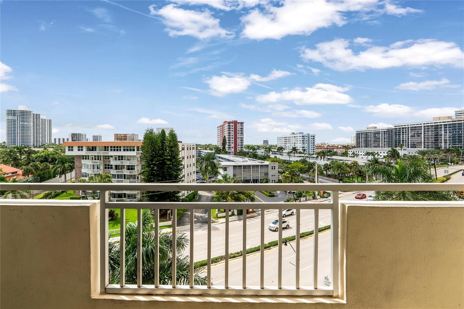 3180 S Ocean Drive 517 photo 15