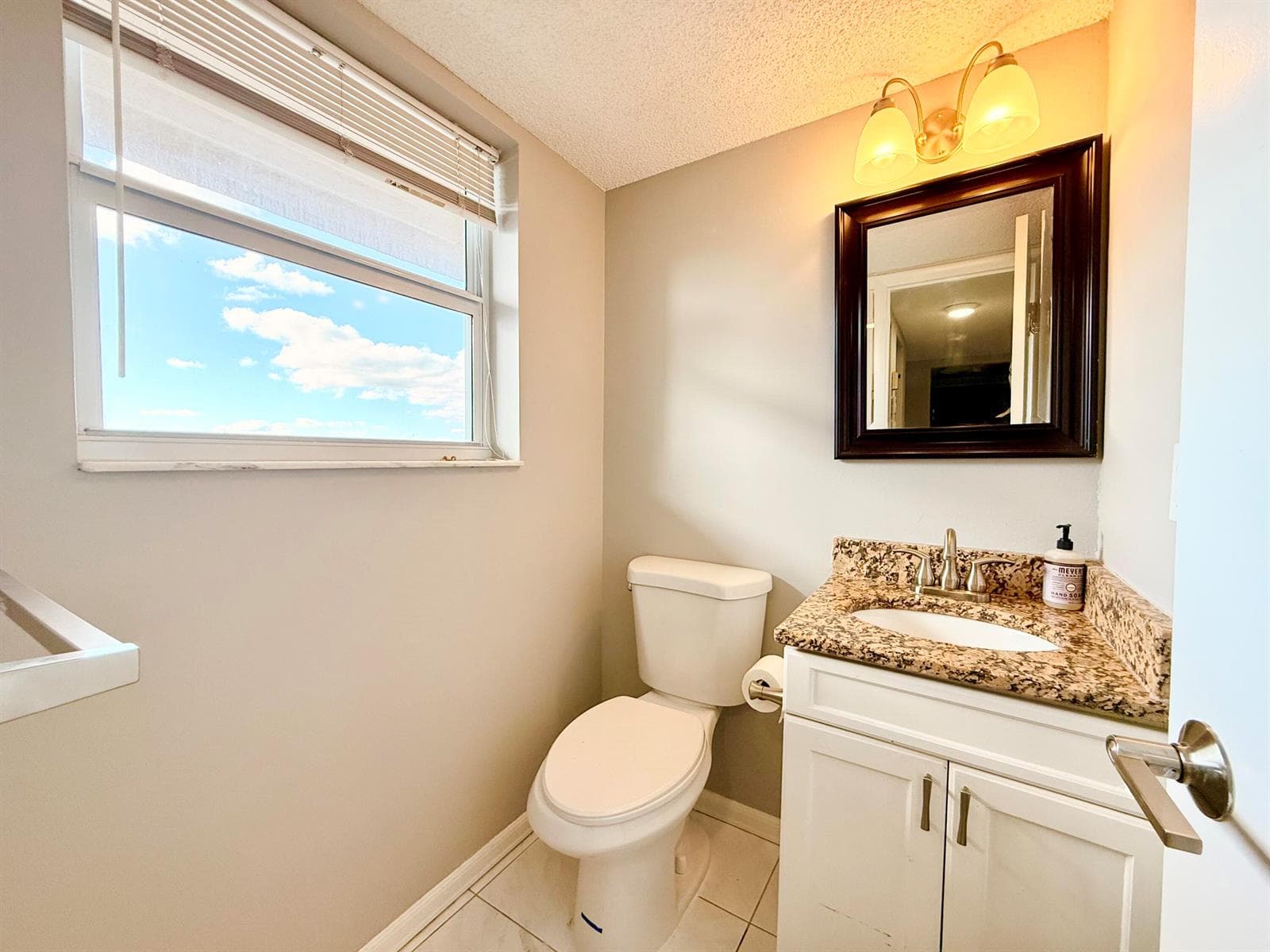 2929 S Ocean Boulevard 406 photo 16