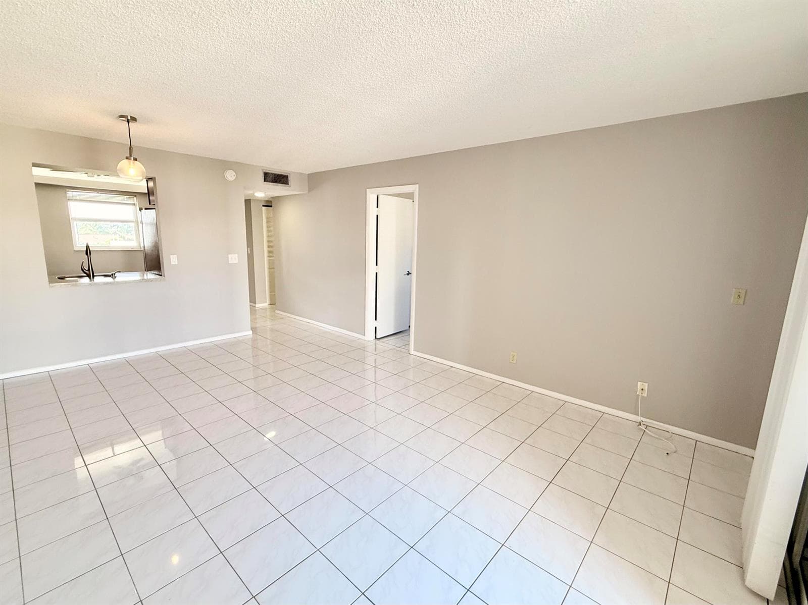 2929 S Ocean Boulevard 406 photo 5