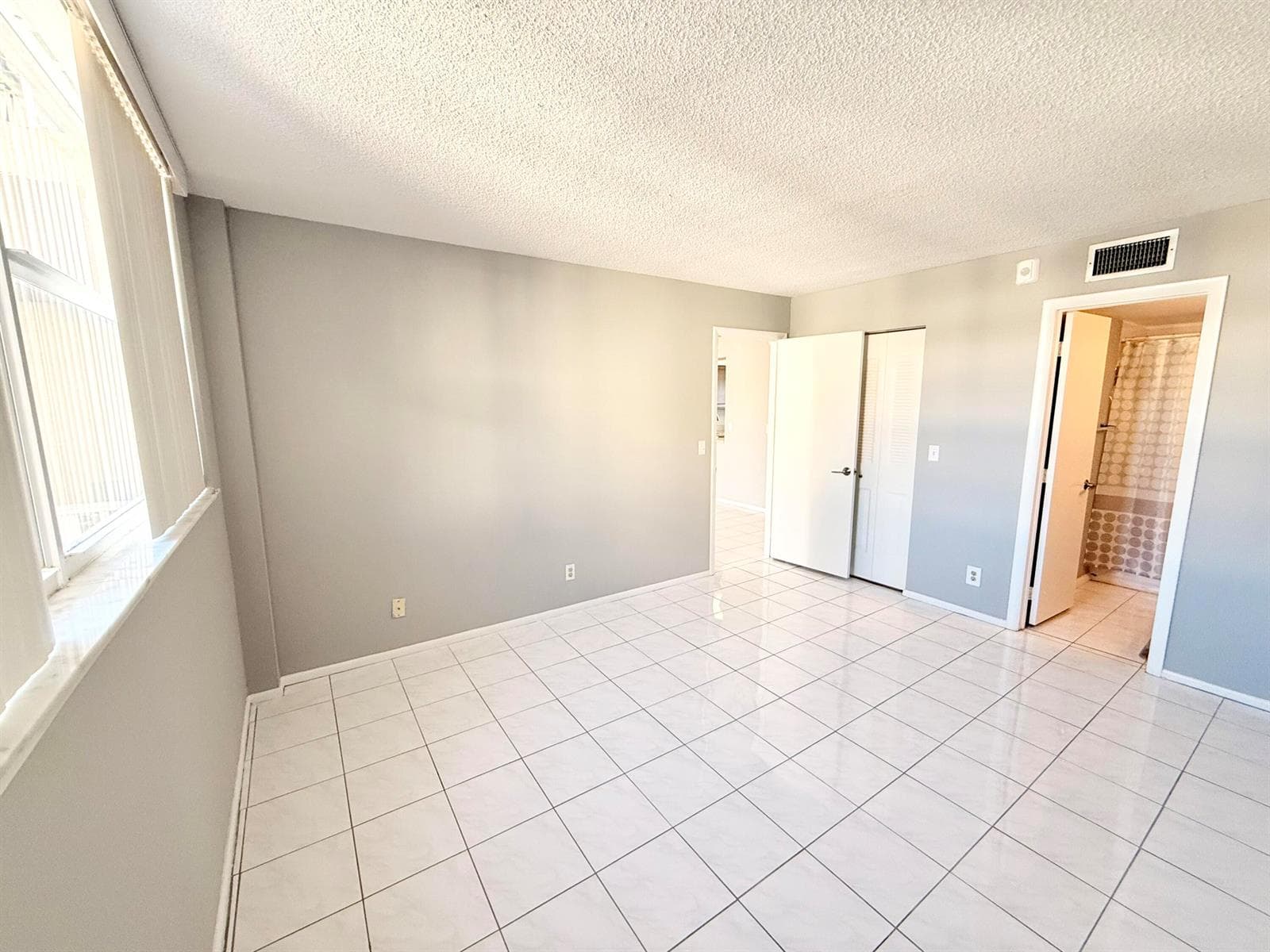 2929 S Ocean Boulevard 406 photo 10