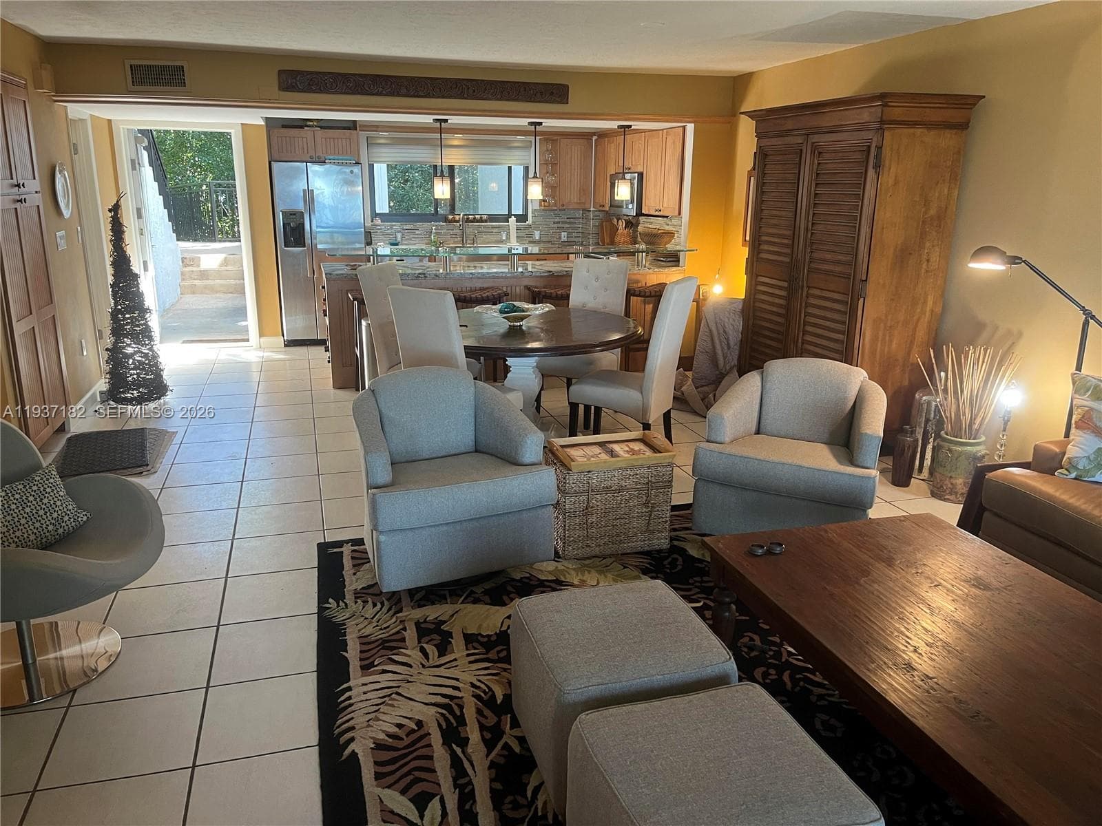202 Sanctuary Dr photo 6
