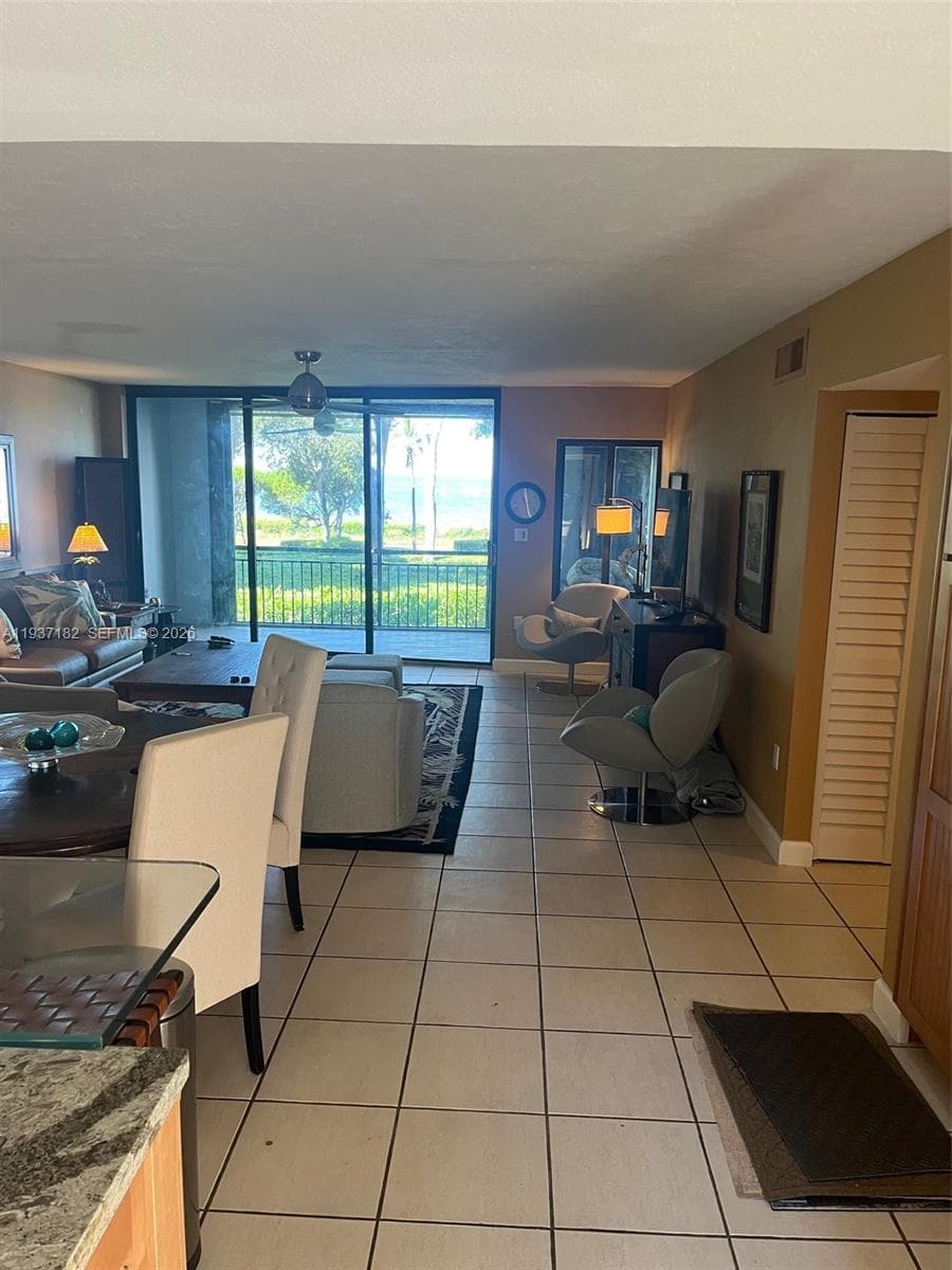 202 Sanctuary Dr photo 9