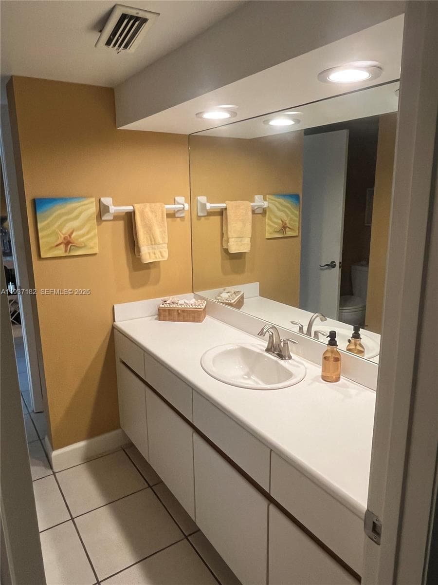 202 Sanctuary Dr photo 25