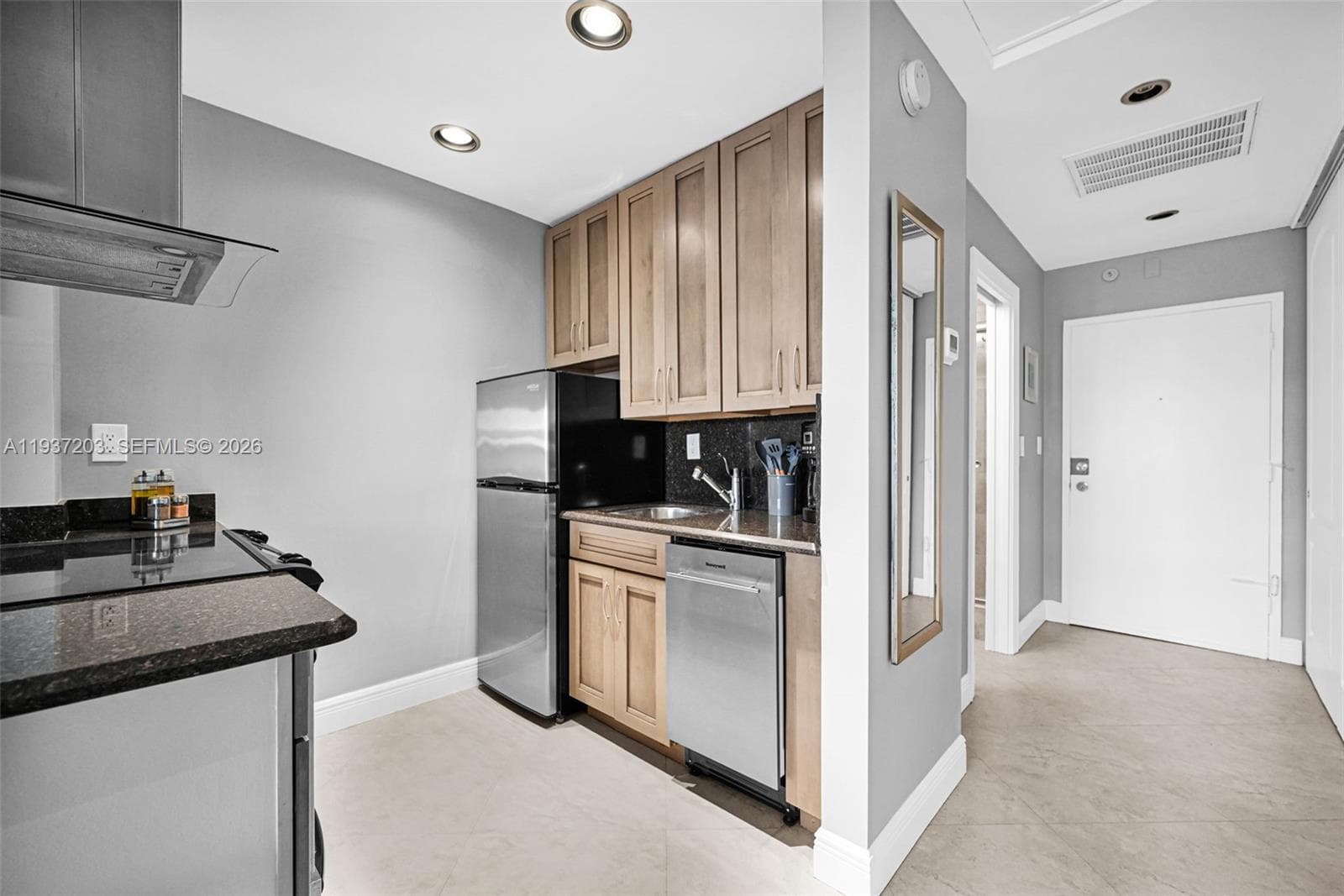 405 N Ocean Blvd 103 photo 20