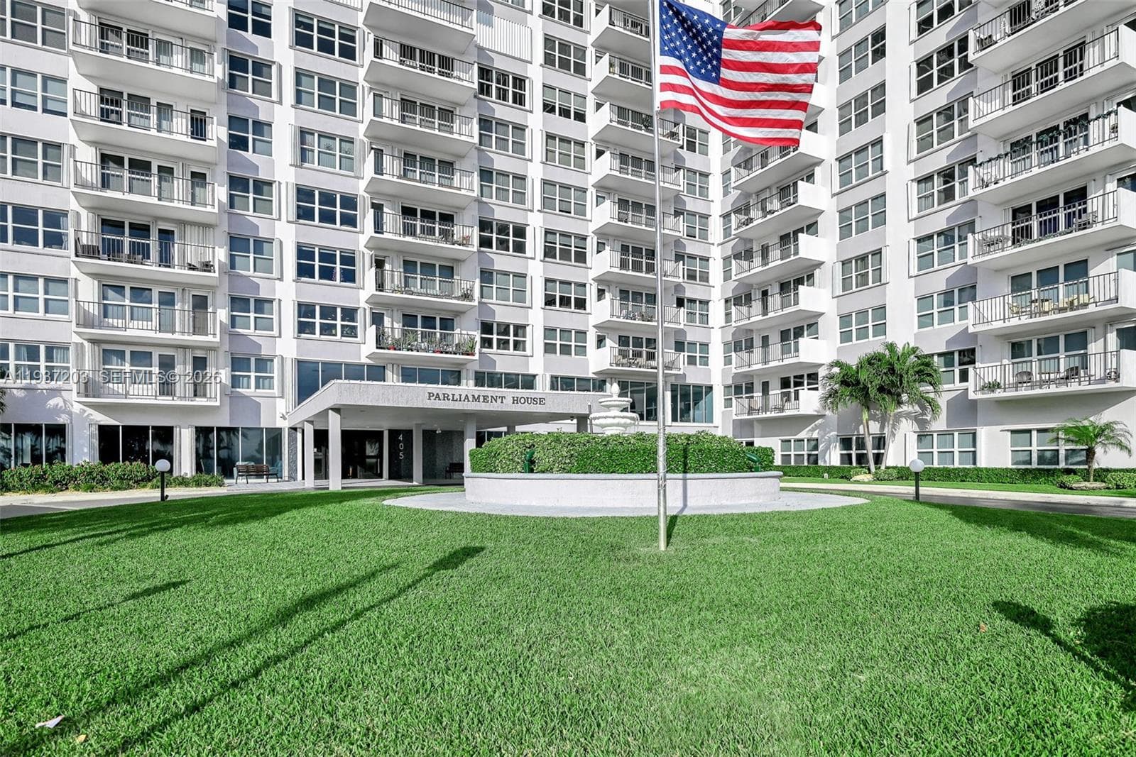 405 N Ocean Blvd 103 photo 10