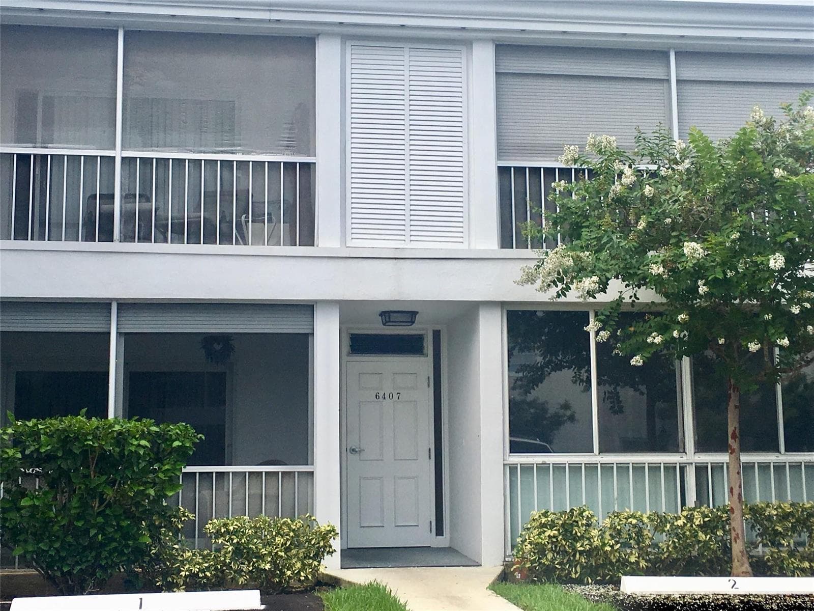 6407 Bay Club Drive Apt 1 photo 2