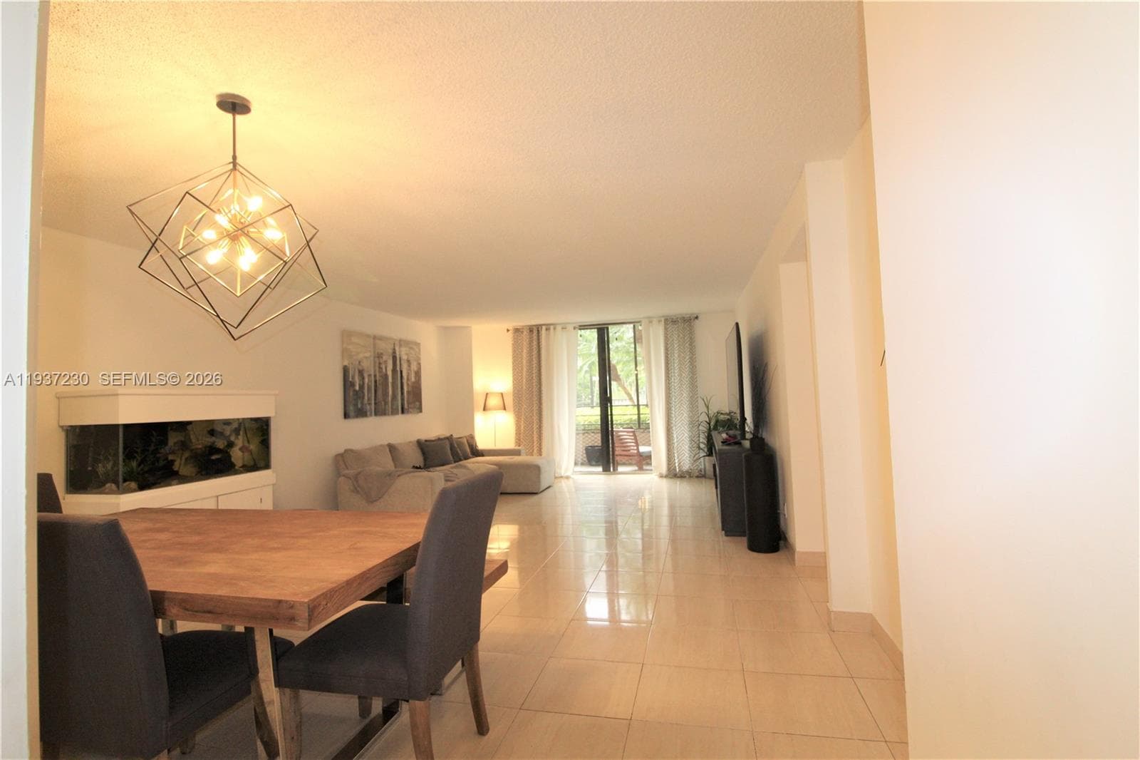 2500 Parkview Dr 315 photo 5