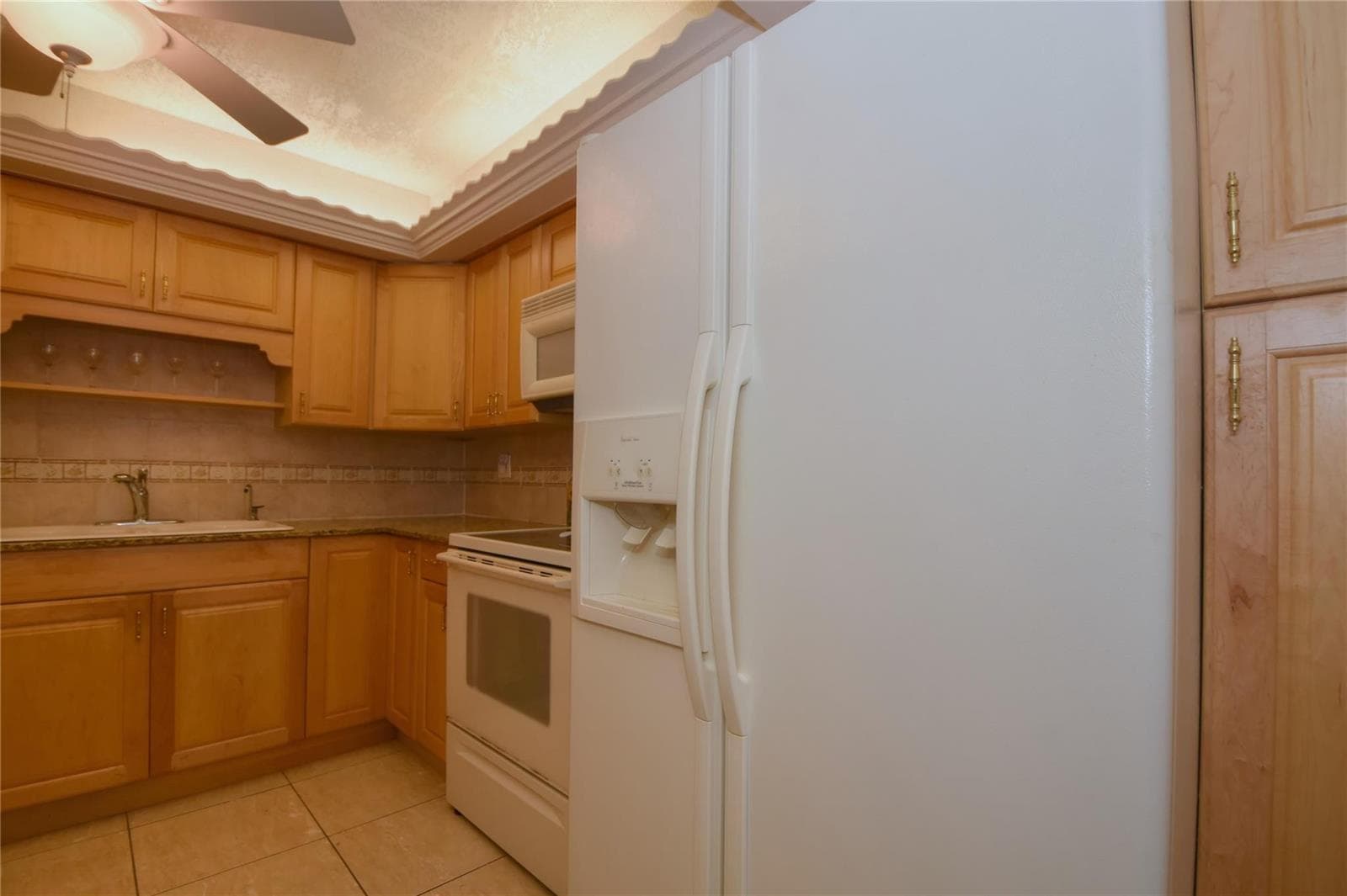 5100 N Ocean Boulevard 1004 photo 7