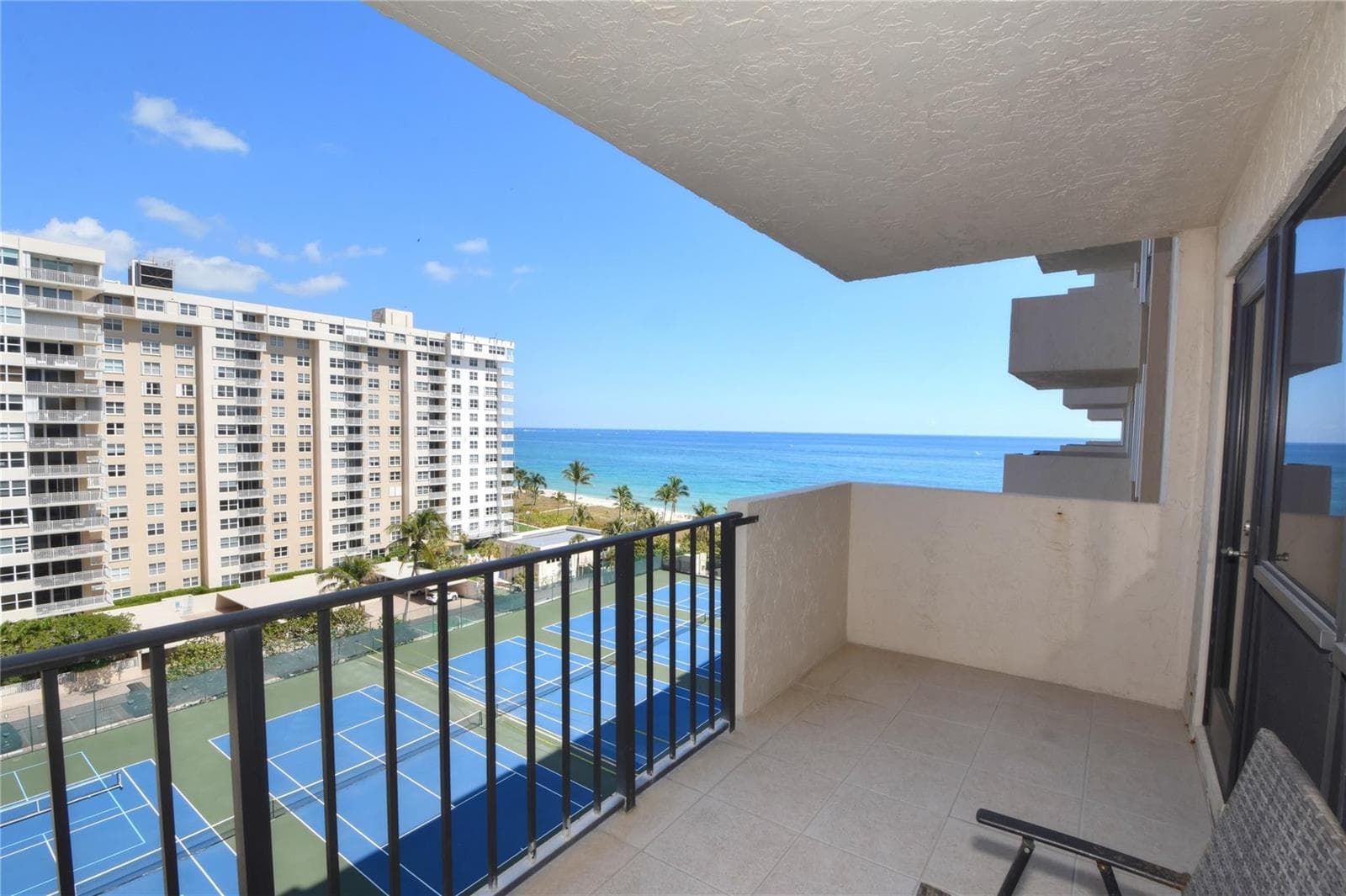 5100 N Ocean Boulevard 1004 photo 4