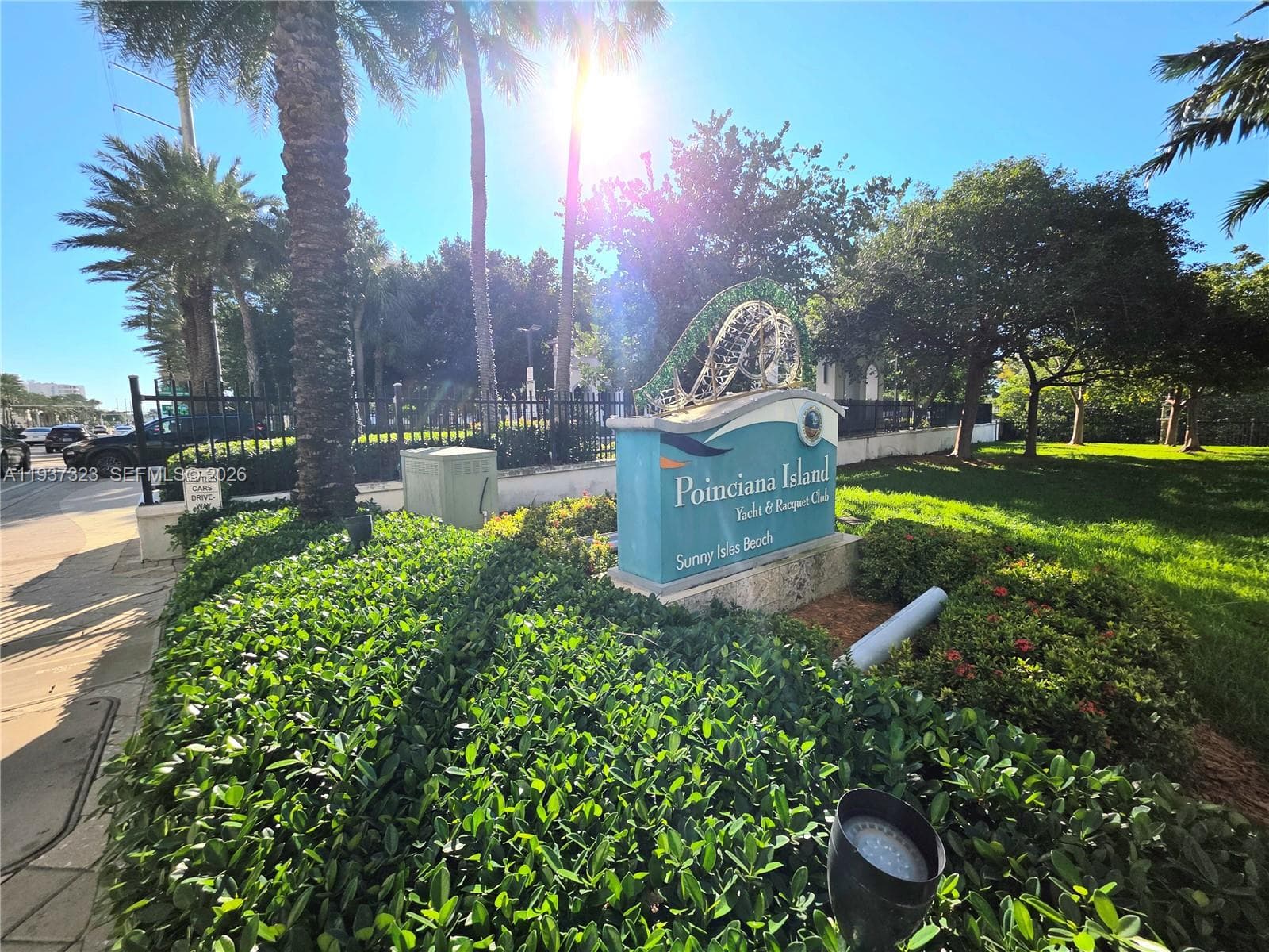 310 Poinciana Dr 802 photo 6