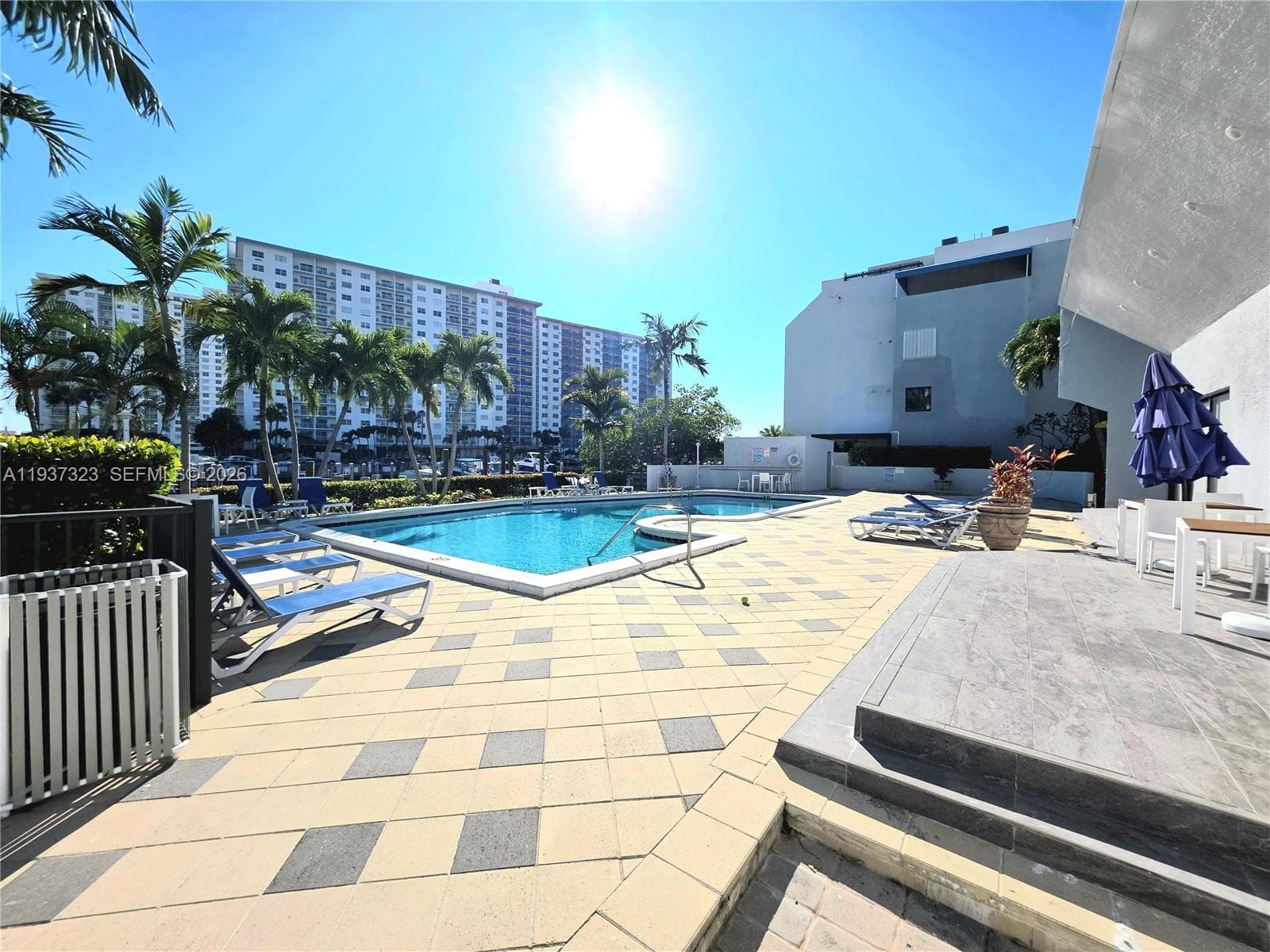 310 Poinciana Dr 802 photo 13