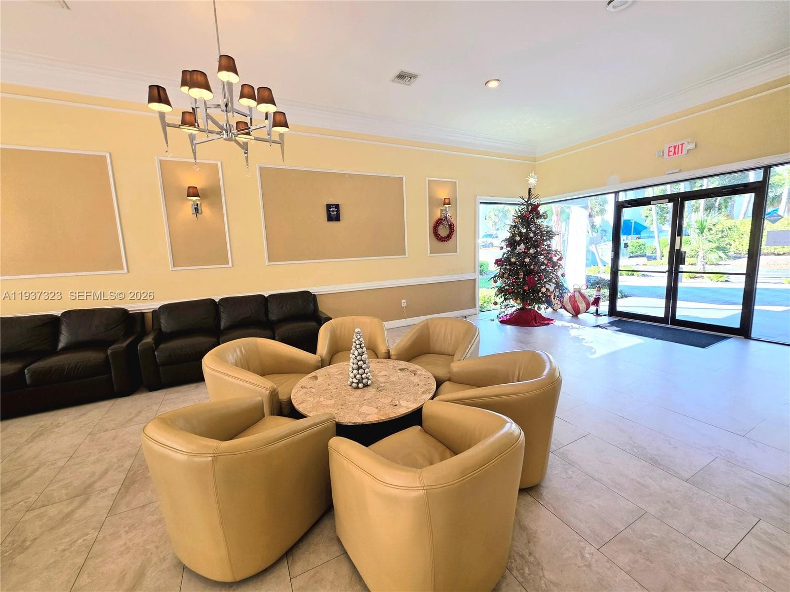 310 Poinciana Dr 802 photo 10