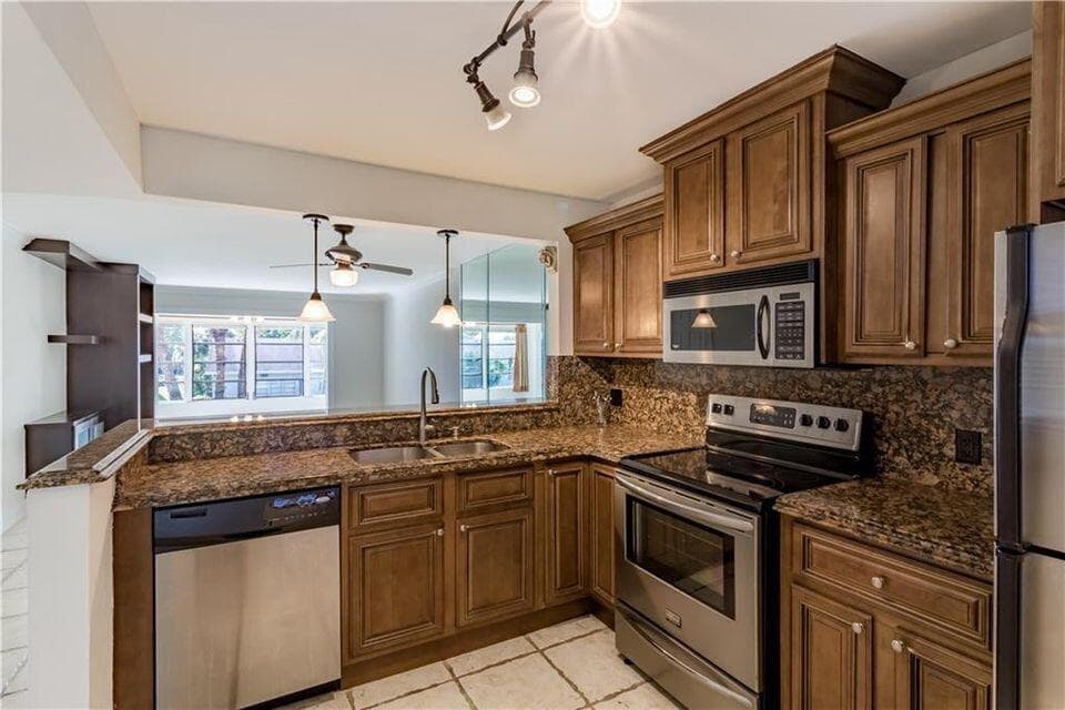 2800 Fiore Way 2060 photo 1