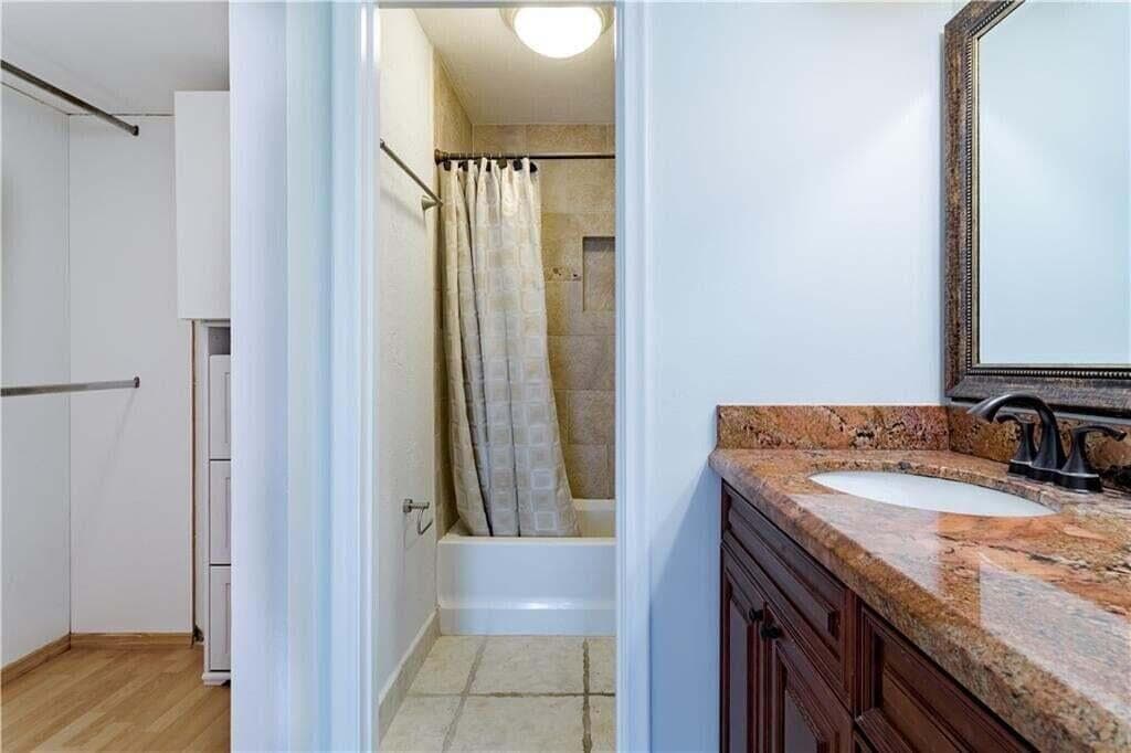 2800 Fiore Way 2060 photo 10
