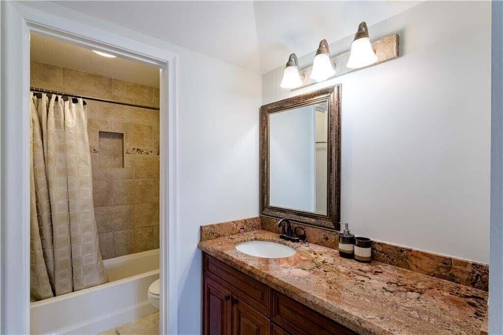 2800 Fiore Way 2060 photo 11