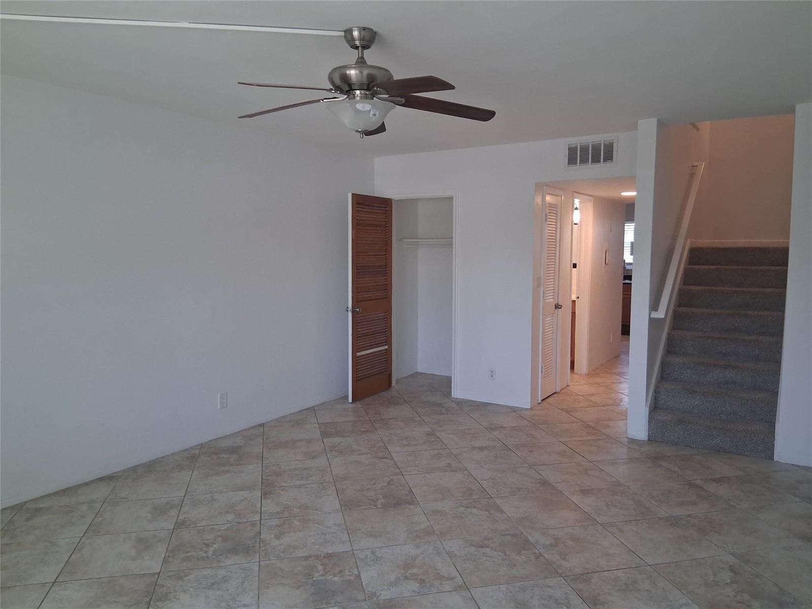 505 NE 20 Avenue 217 photo 24