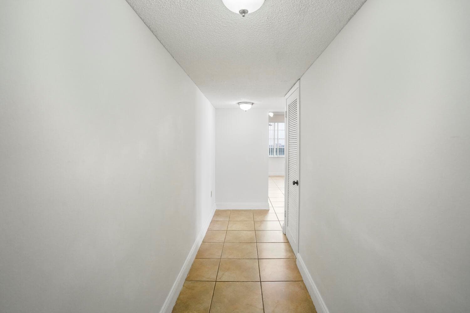 18051 Biscayne Boulevard 1504 photo 12