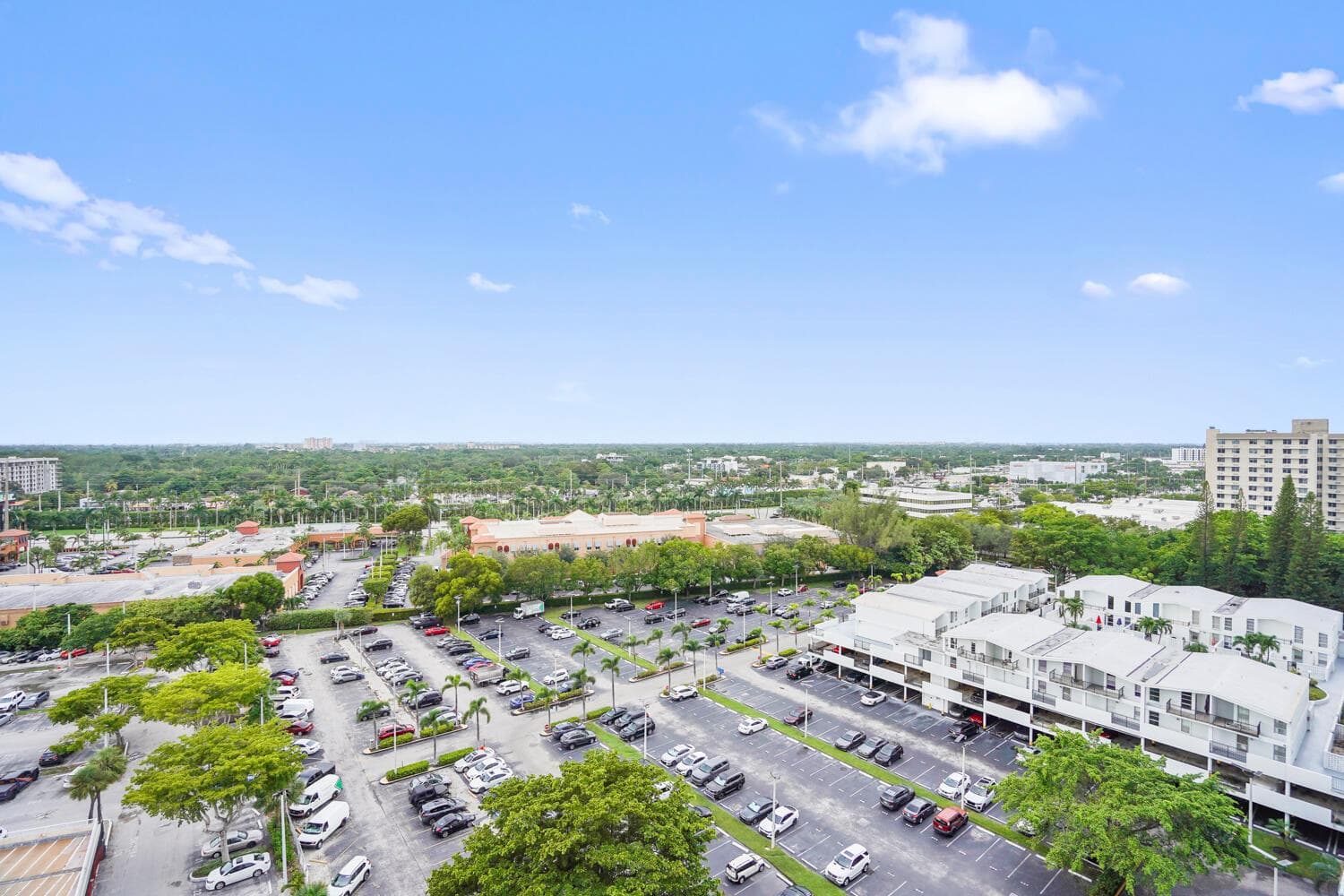 18051 Biscayne Boulevard 1504 photo 19