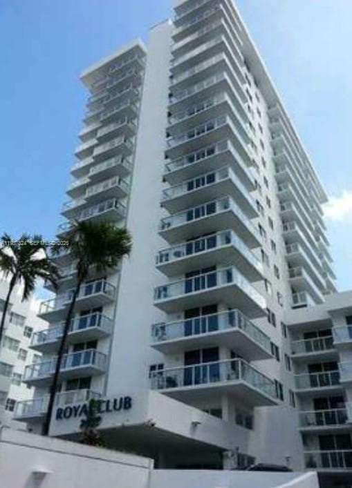 2457 Collins Ave 408 photo 13