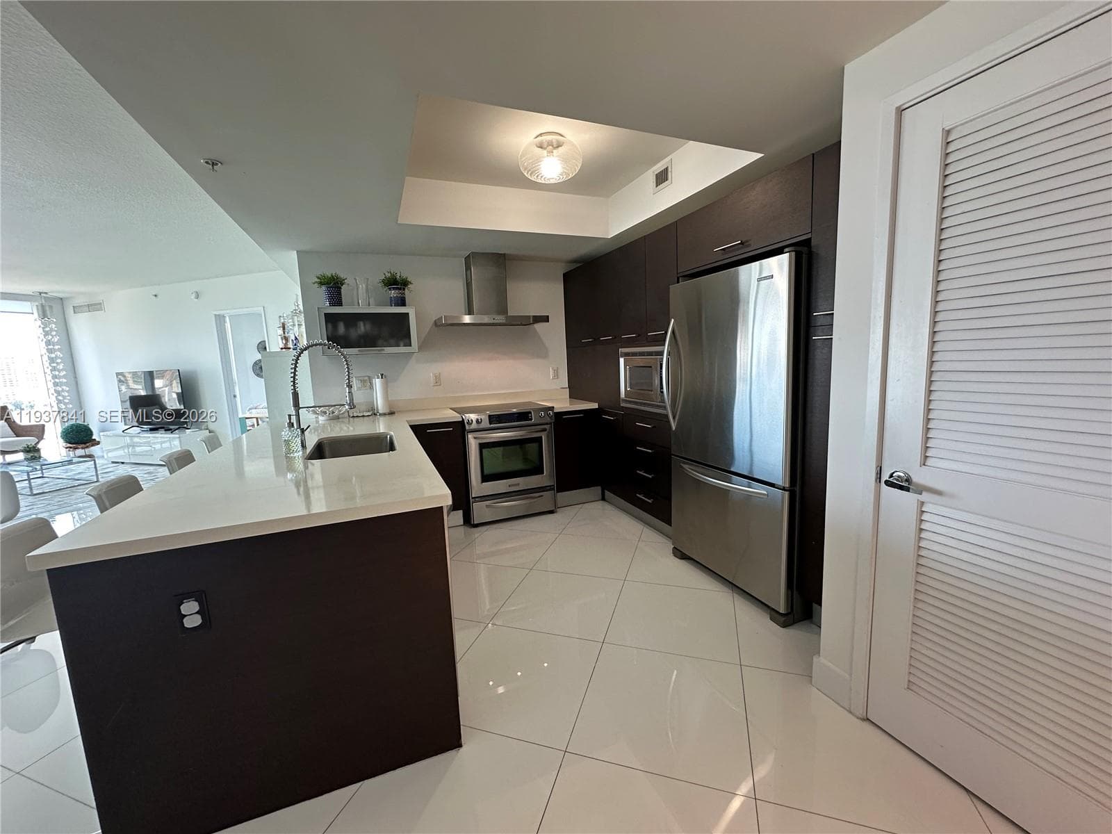 150 Sunny Isles Blvd 1-1102 photo 7