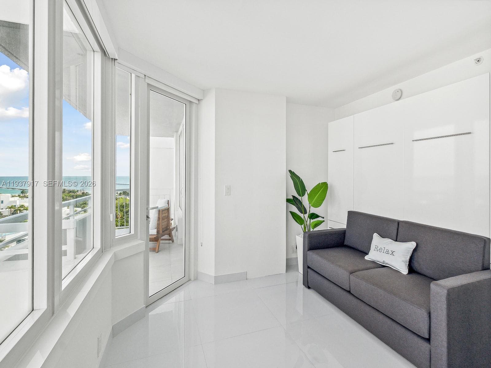 400 Pointe Dr 906 photo 23