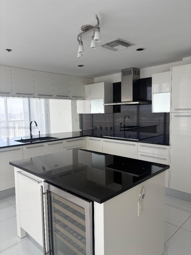17121 Collins Ave 3101 photo 6