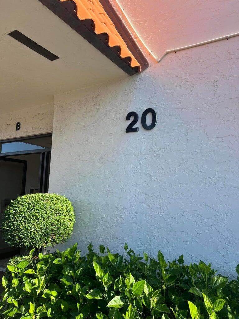 20 Yacht Club Drive 405 photo 23