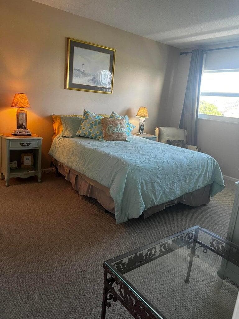 20 Yacht Club Drive 405 photo 12