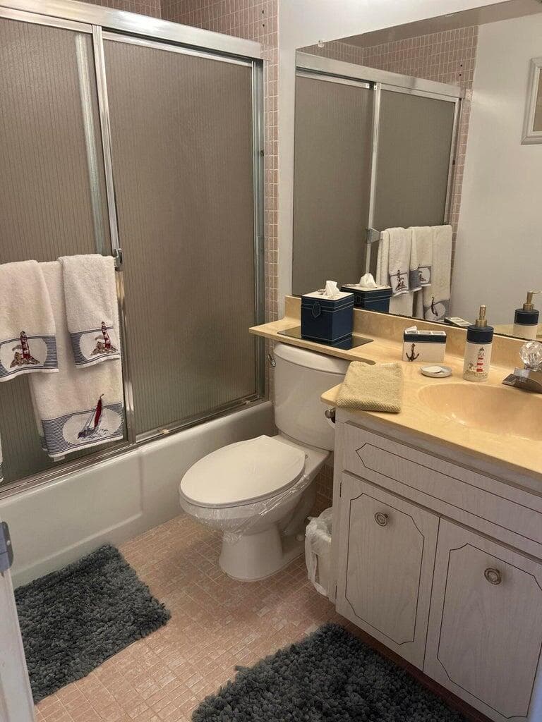 20 Yacht Club Drive 405 photo 20
