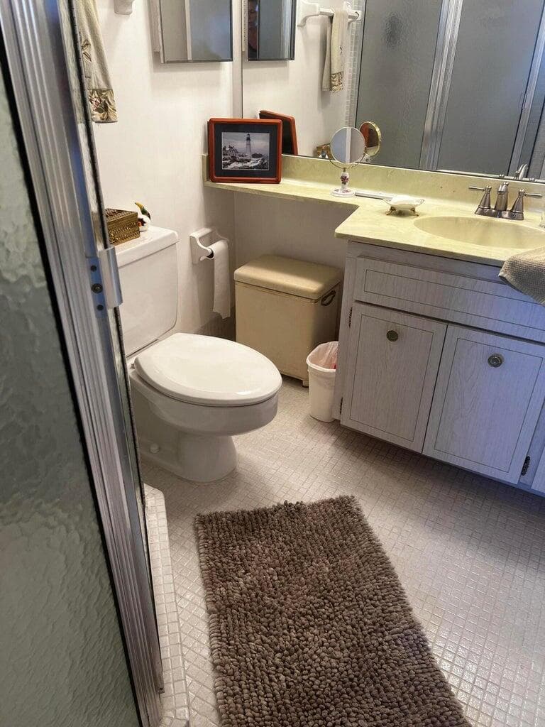 20 Yacht Club Drive 405 photo 18