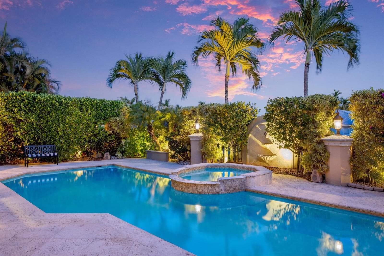 780 NE Orchid Bay Drive 4