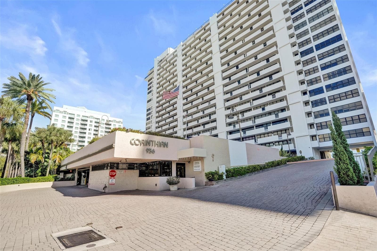 936 Intracoastal Drive 10e photo 5