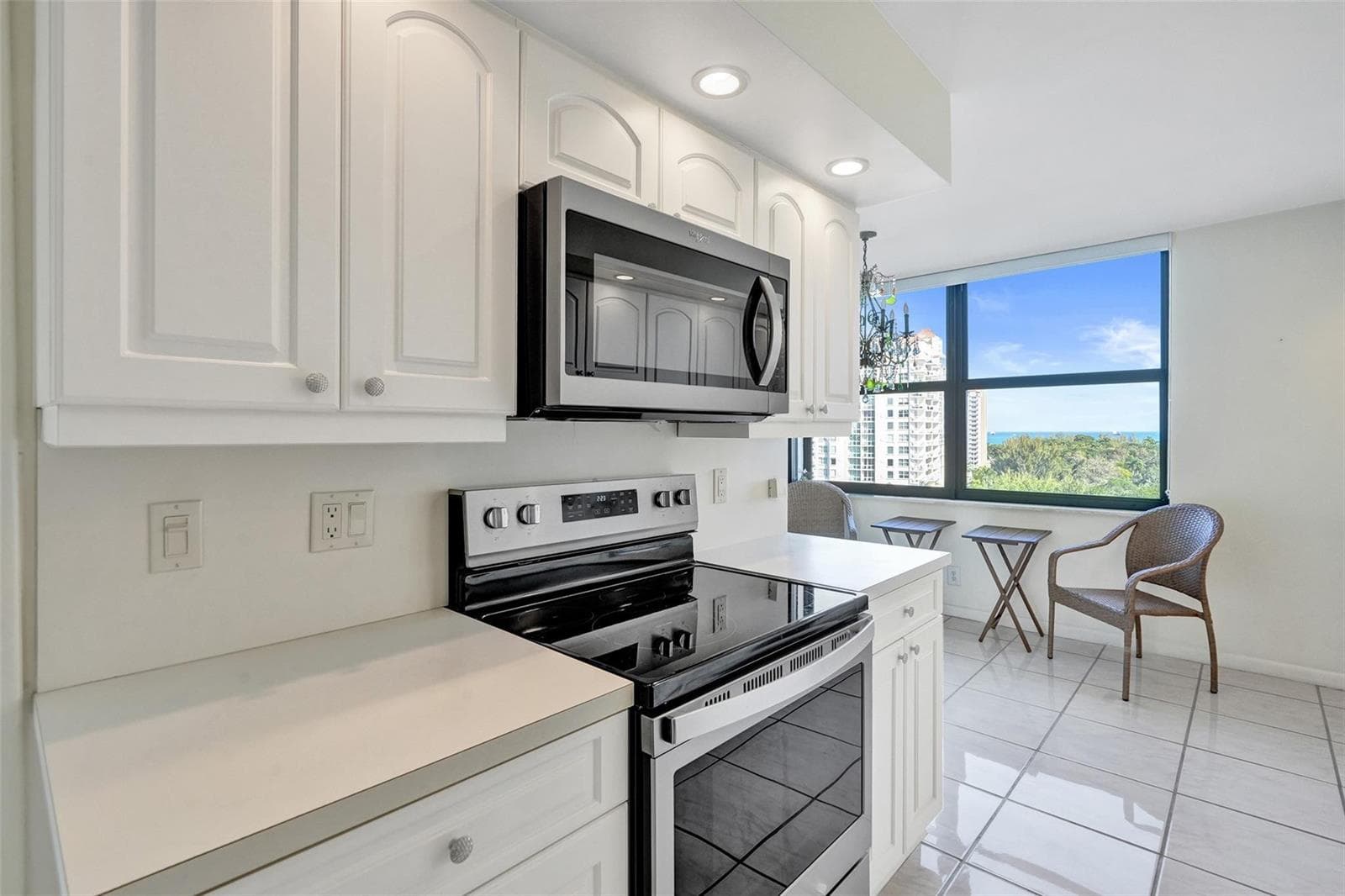 936 Intracoastal Drive 10e photo 21