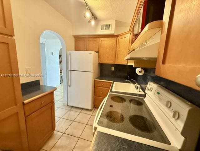2899 Collins 1114 photo 6
